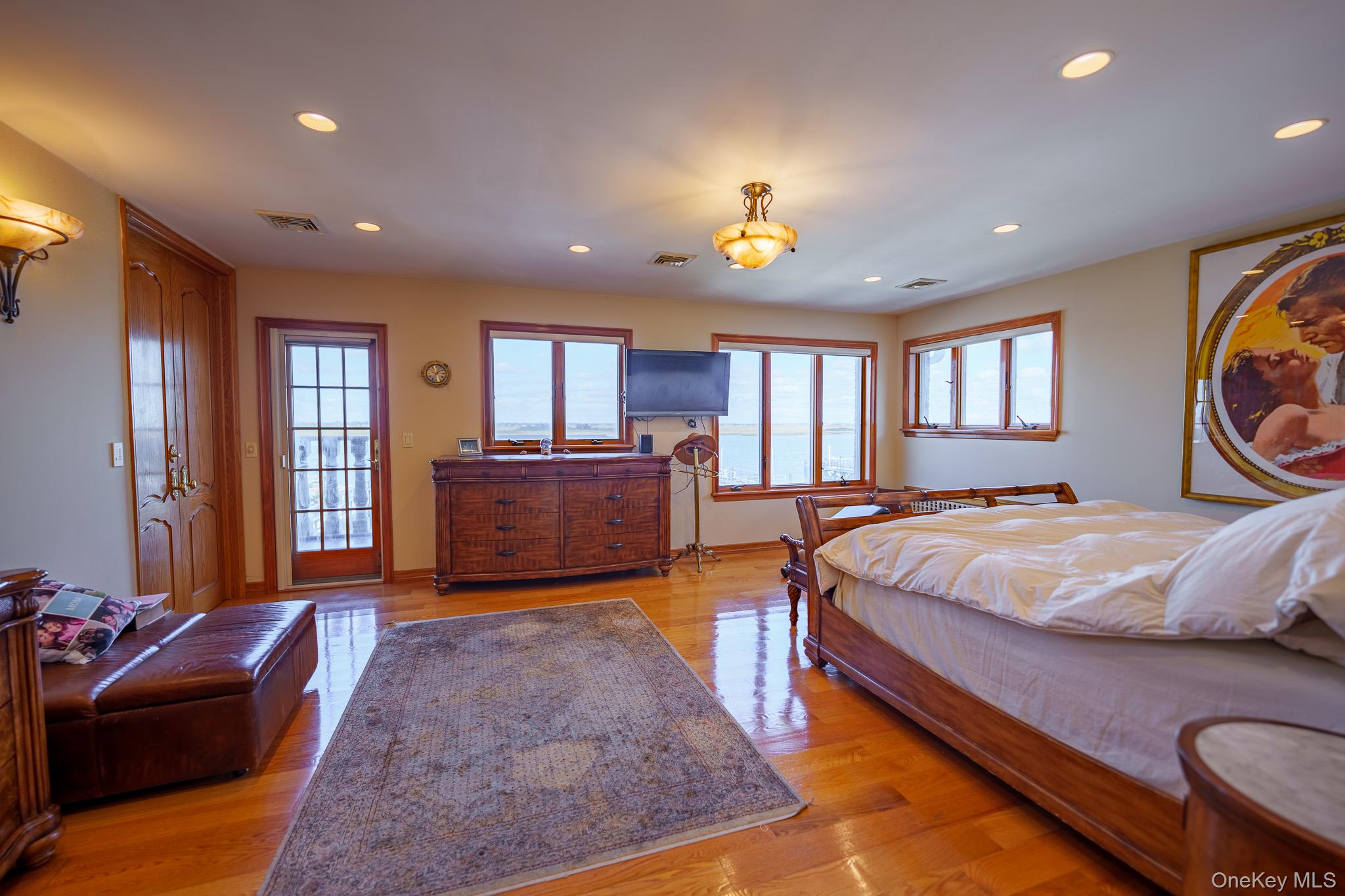 51 Bay Street, East Atlantic Beach, NY 11561