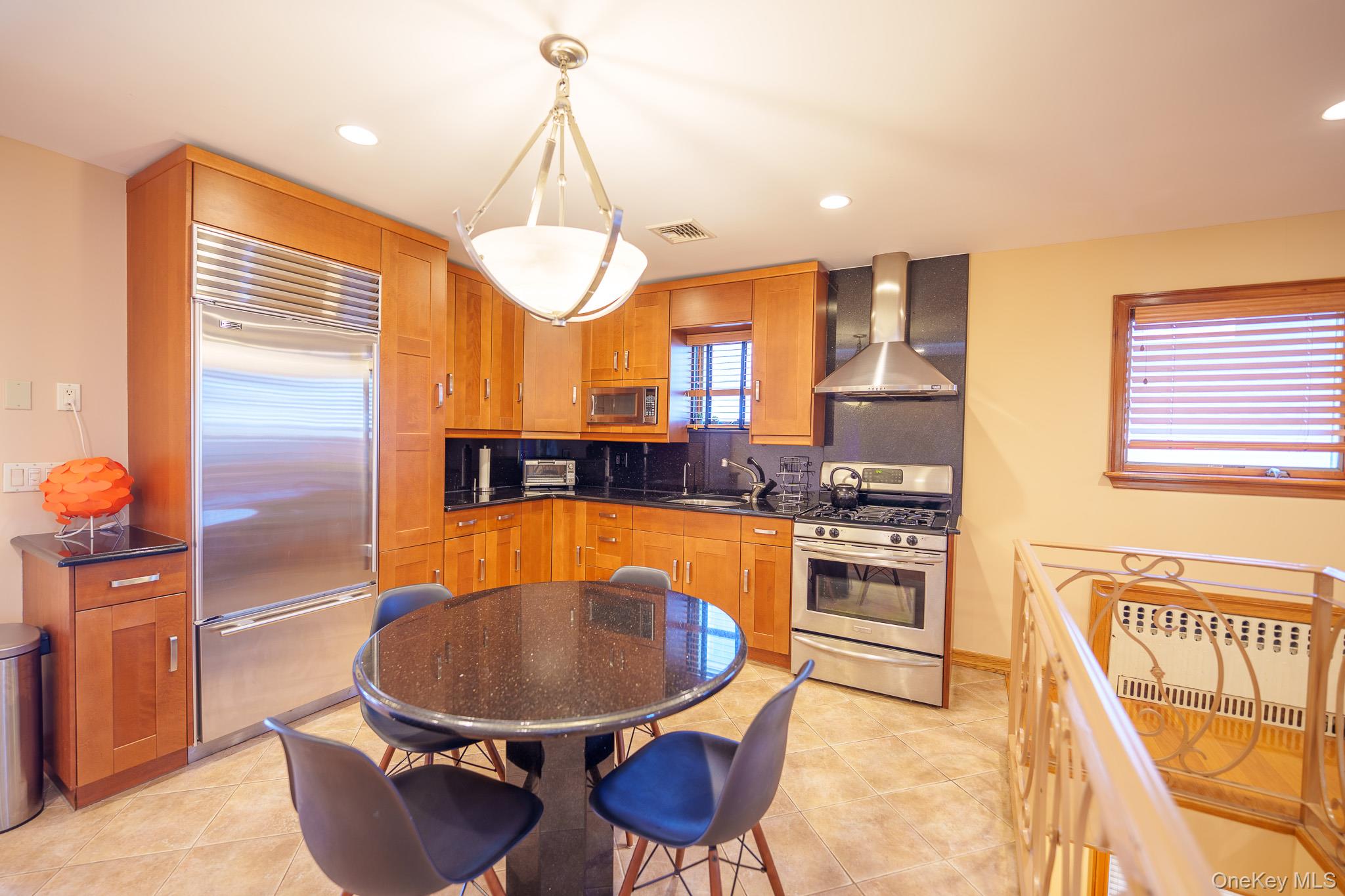 51 Bay Street, East Atlantic Beach, NY 11561