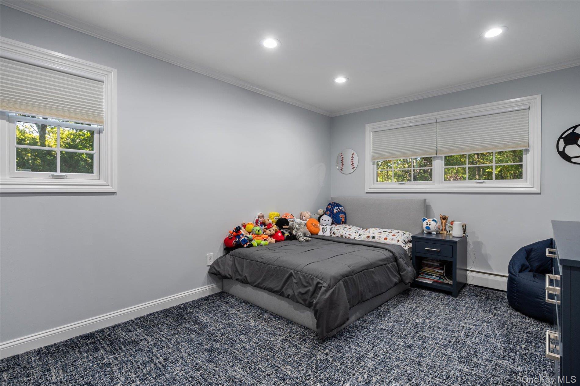 16 Tuxedo Drive, Melville, NY 11747