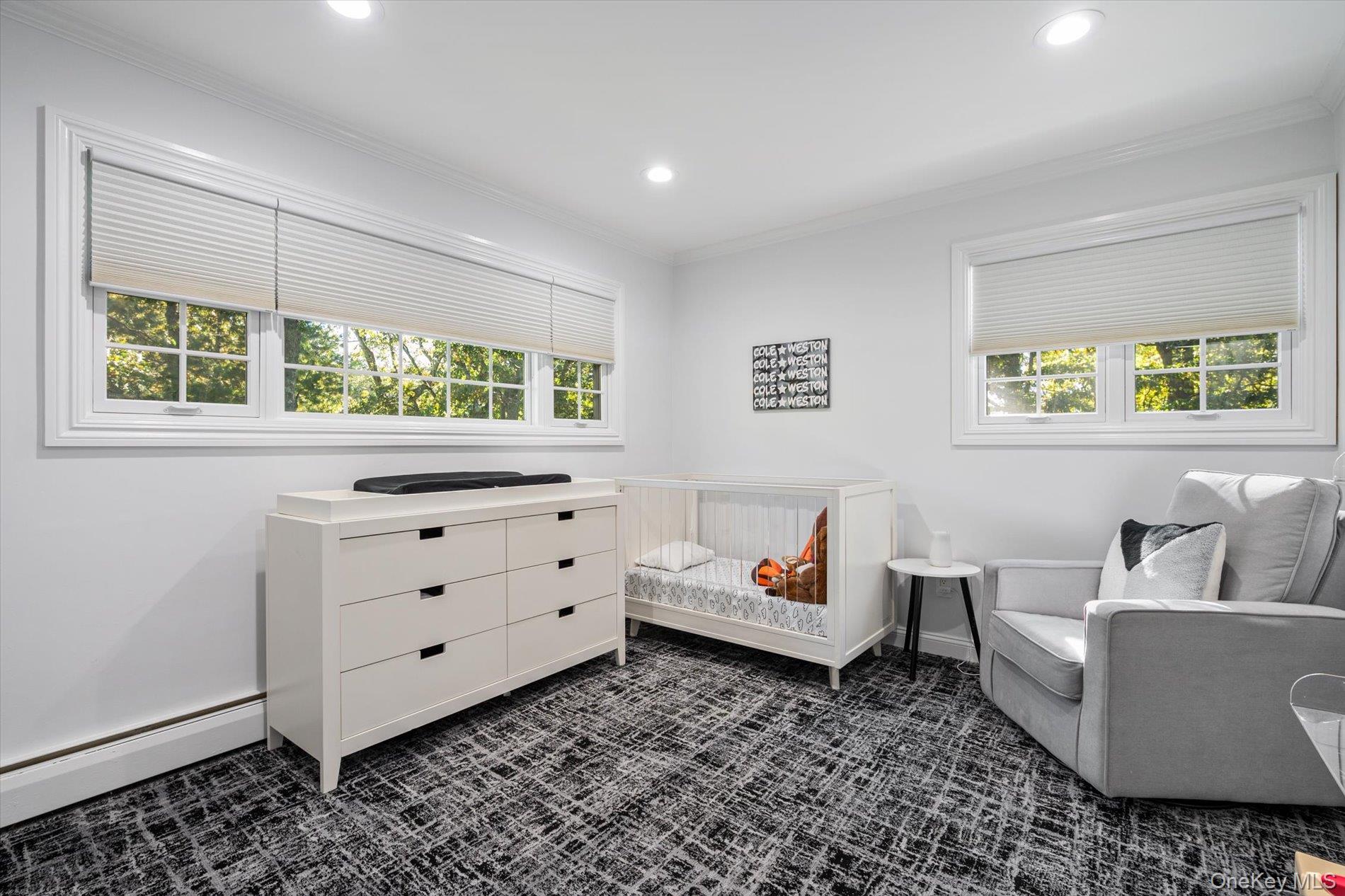 16 Tuxedo Drive, Melville, NY 11747