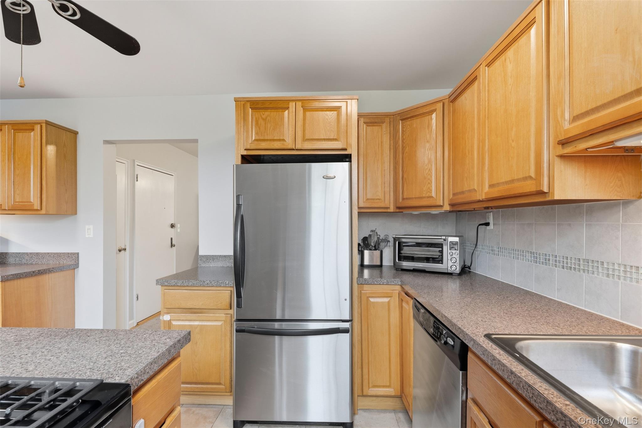 14 Soundview Avenue # 12, White Plains, NY 10606