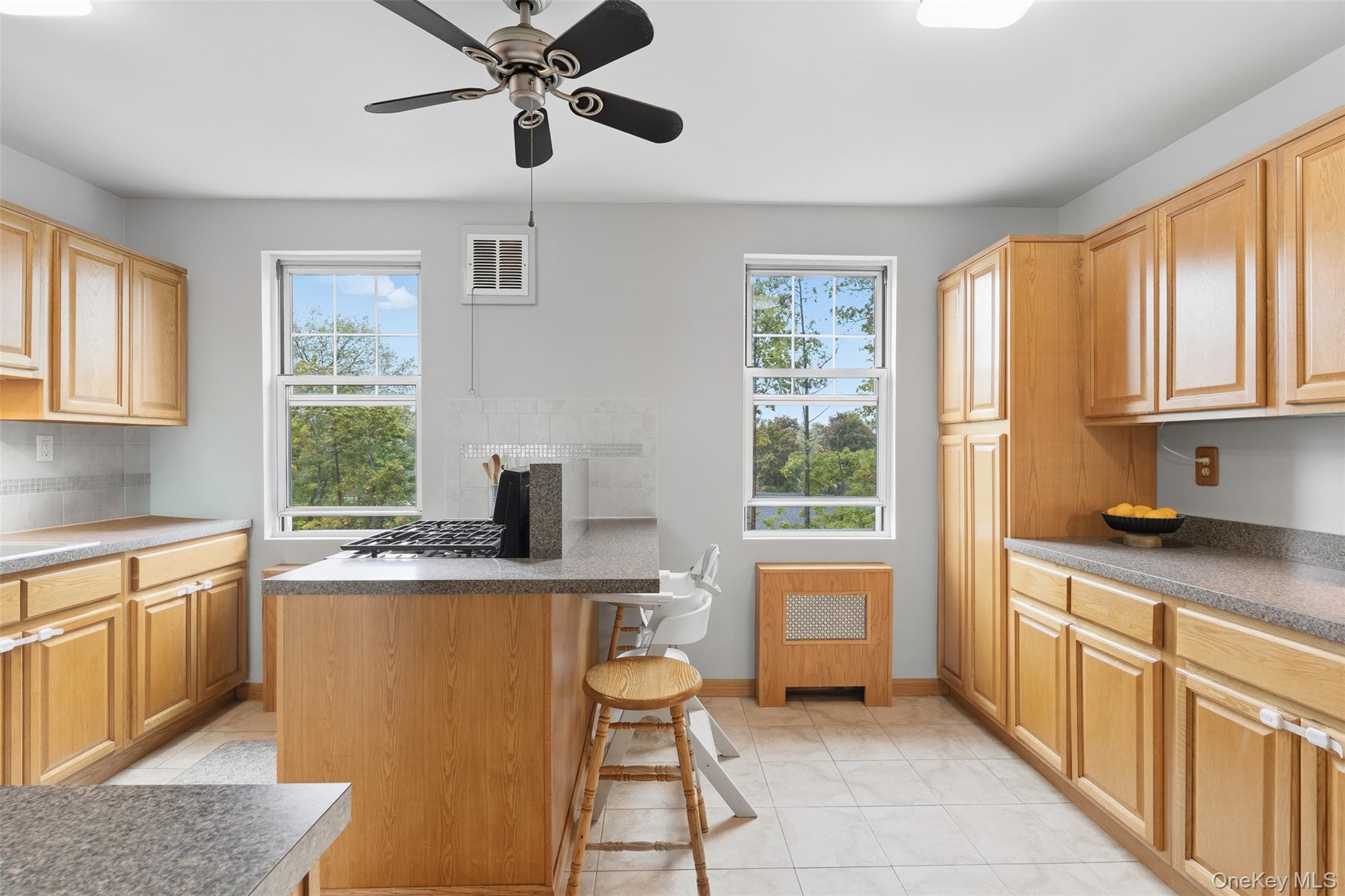 14 Soundview Avenue # 12, White Plains, NY 10606