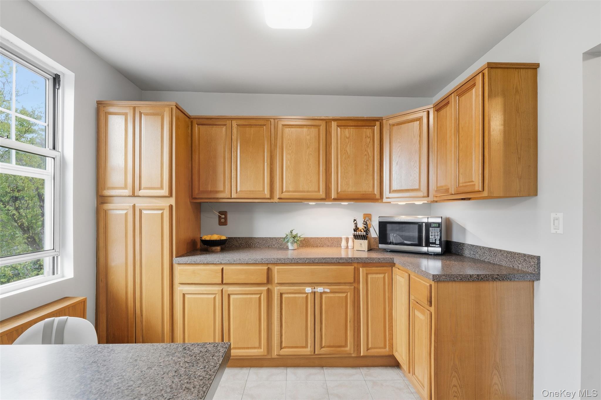 14 Soundview Avenue # 12, White Plains, NY 10606