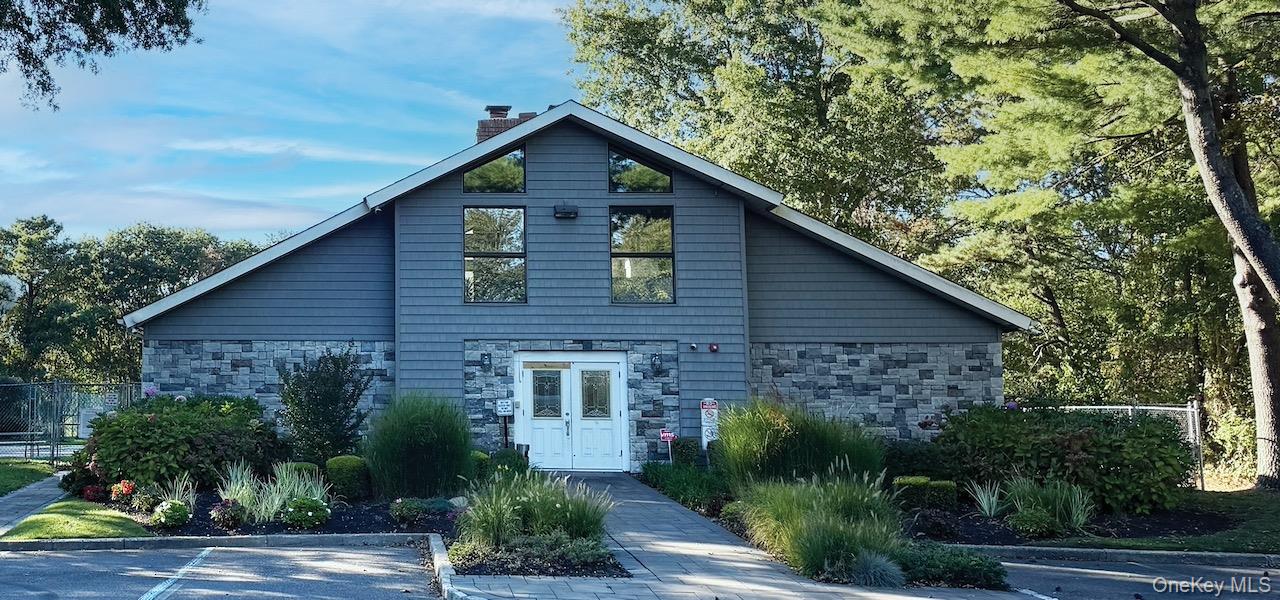 234 Ivy Meadow Court, Middle Island, NY 11953