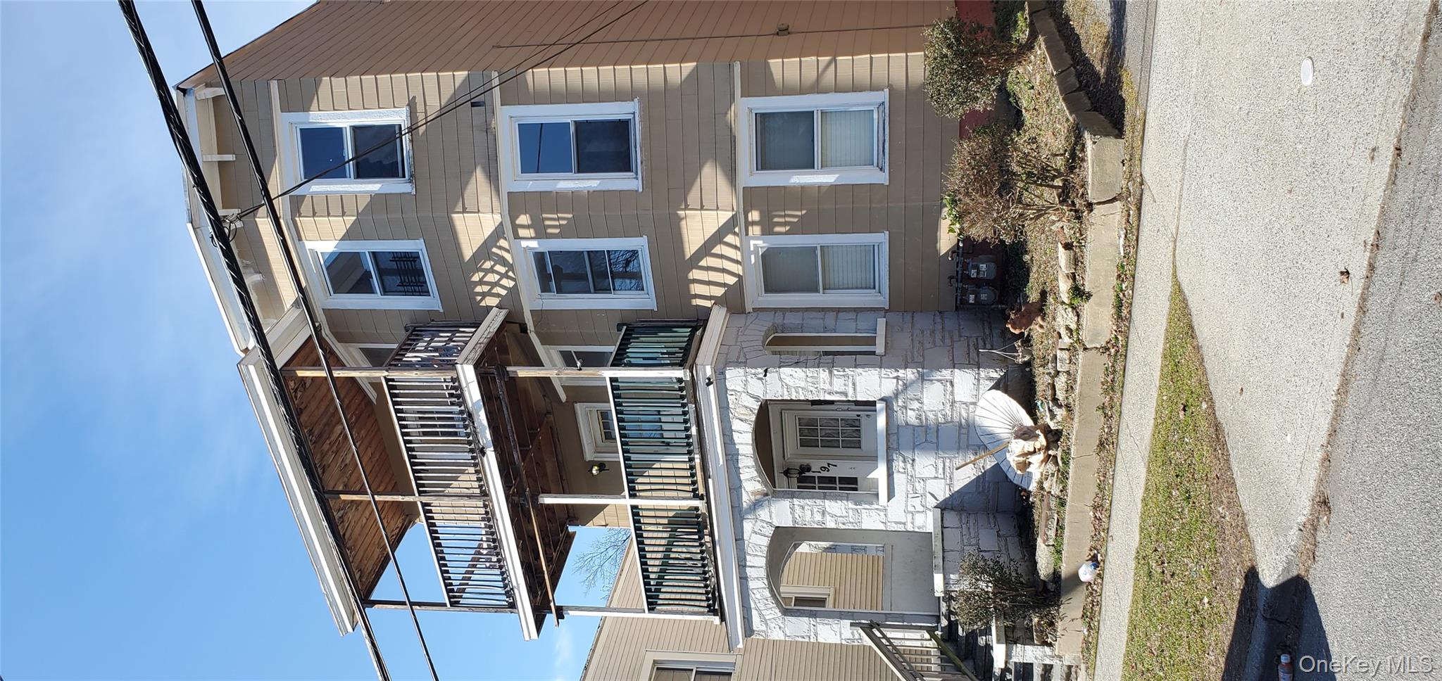 197 Winnikee Avenue # 2, Poughkeepsie, NY 12601