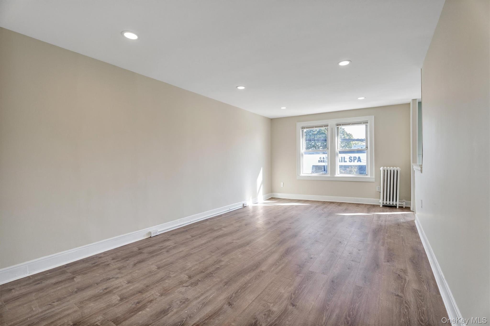 641 Willis Avenue # 2 Front, Williston Park, NY 11596