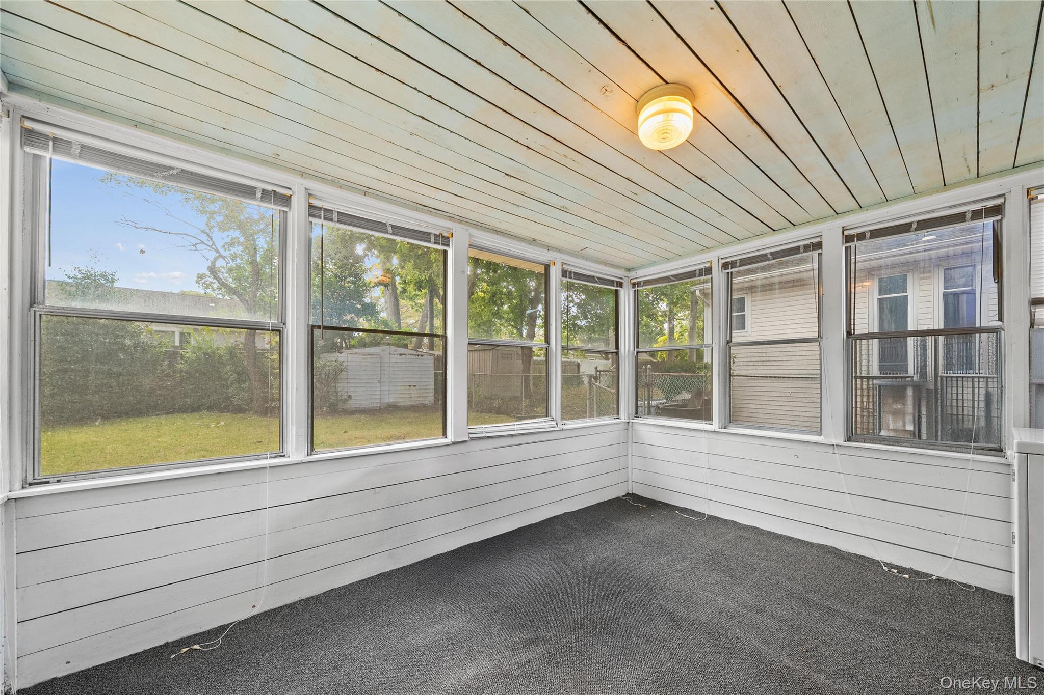 32 Phelps Lane, North Babylon, NY 11703