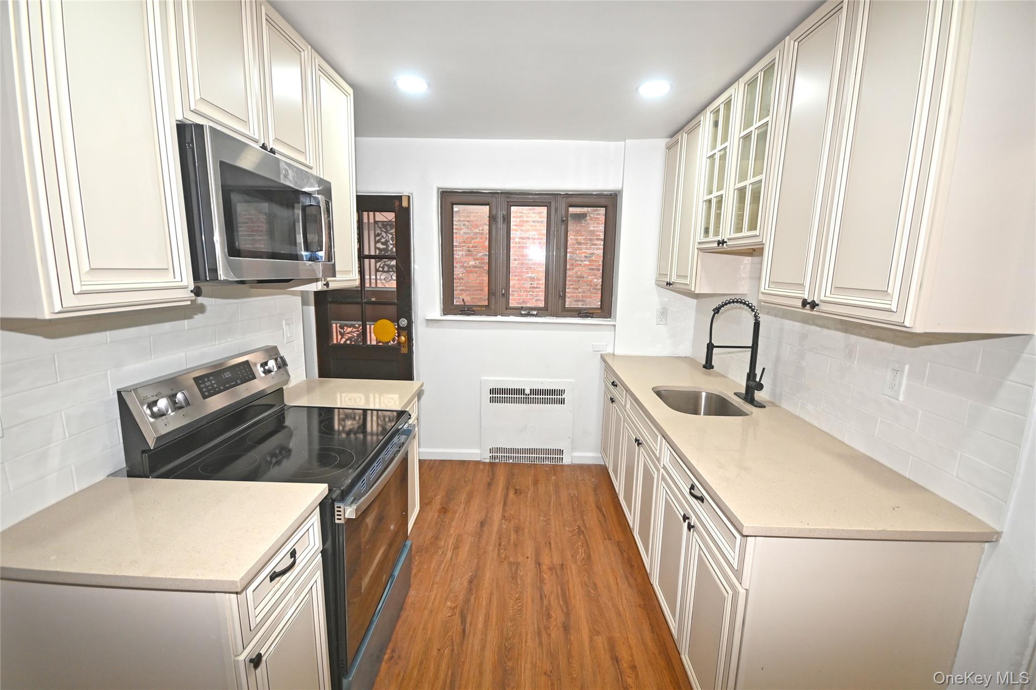 112-13 178th Street, Addisleigh Park, NY 11433