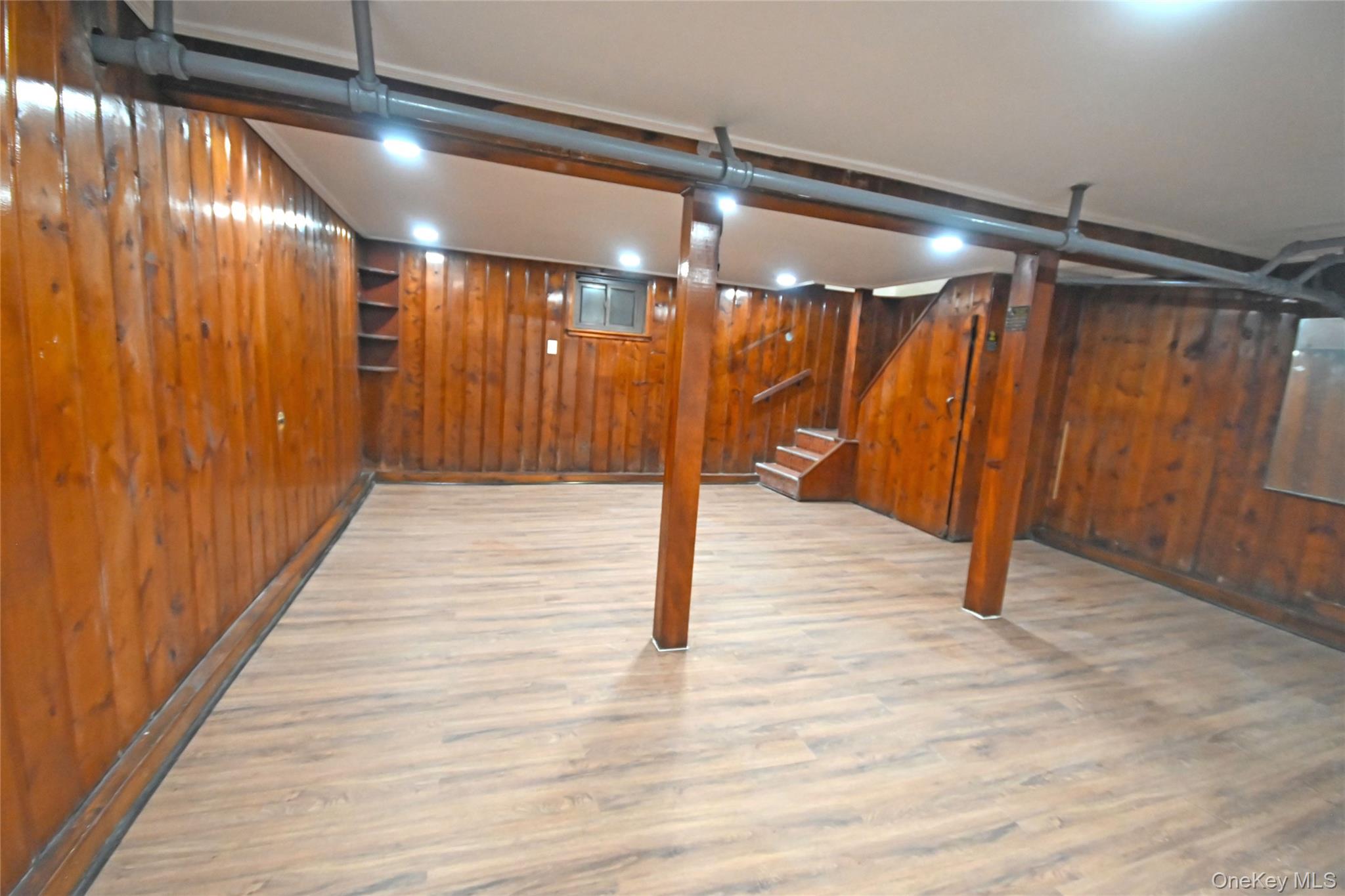 112-13 178th Street, Addisleigh Park, NY 11433