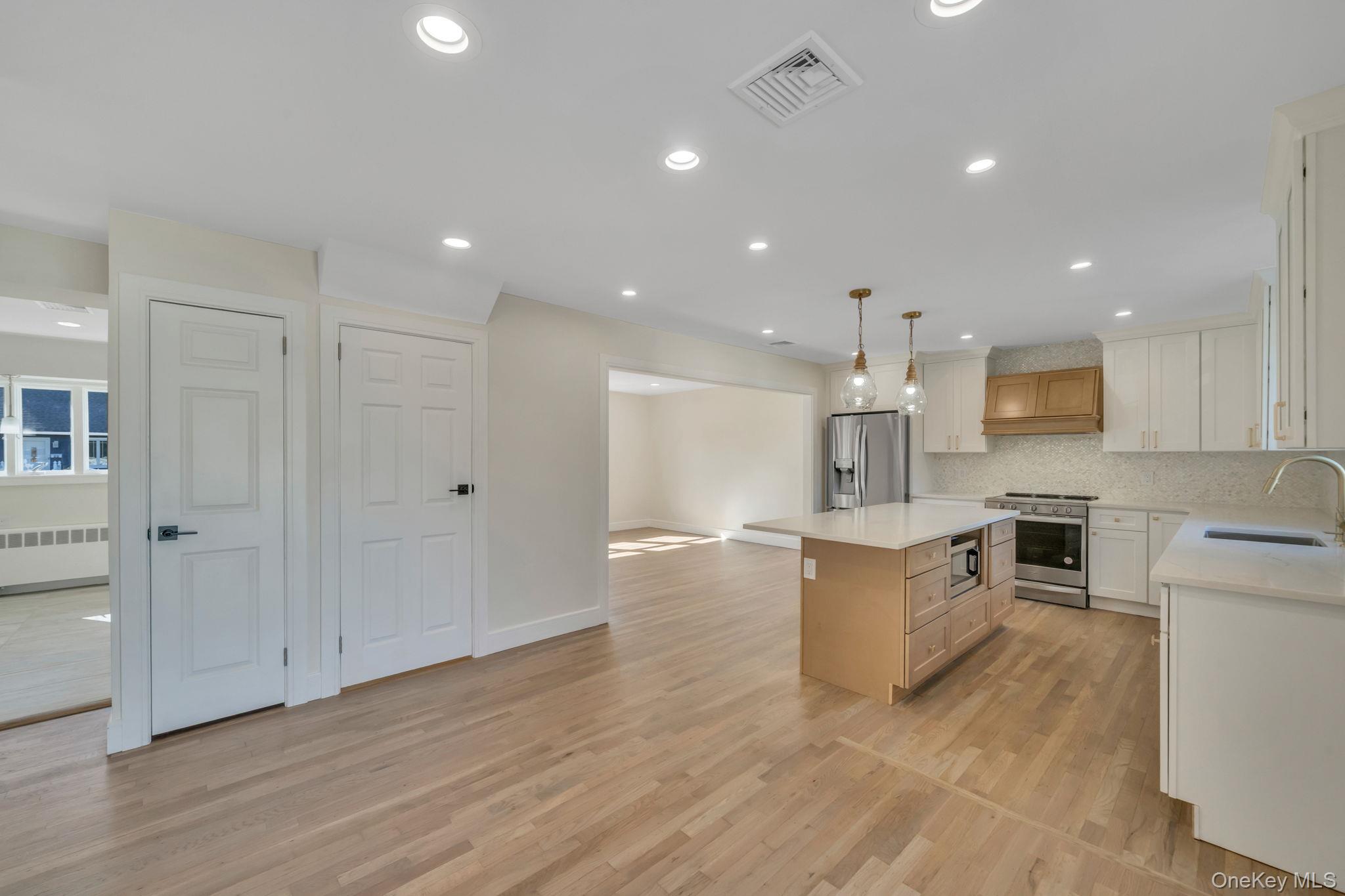 27 Midlawn Drive, Massapequa, NY 11758