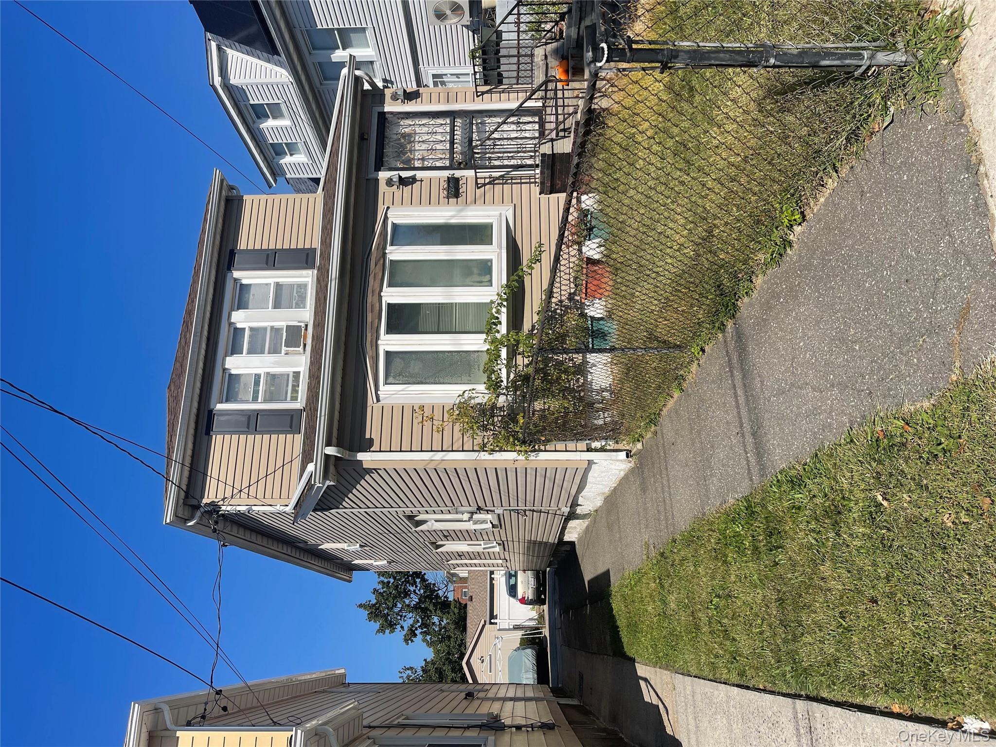 197-13 118th Avenue, Saint Albans, NY 11412