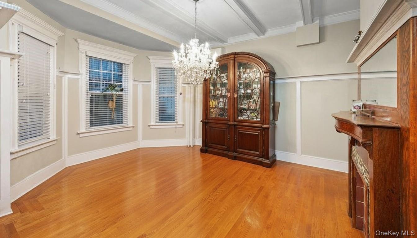 8210 Fort Hamilton Parkway, Brooklyn, NY 11209