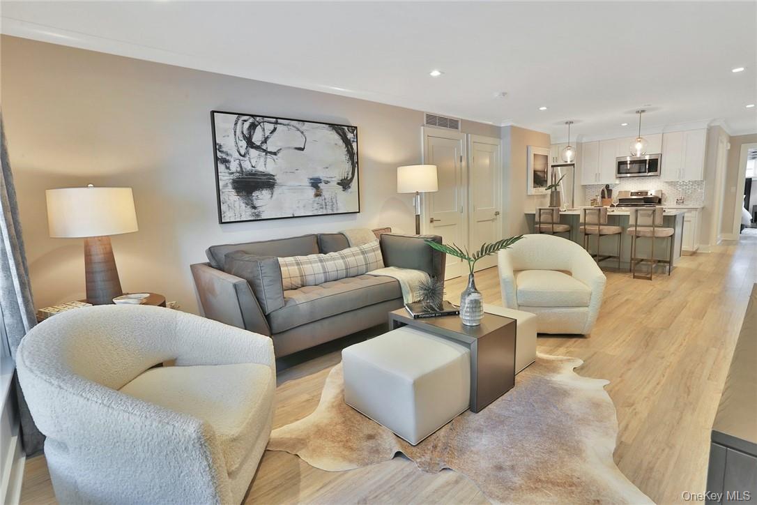 470 Main Street # 13, Armonk, NY 10504