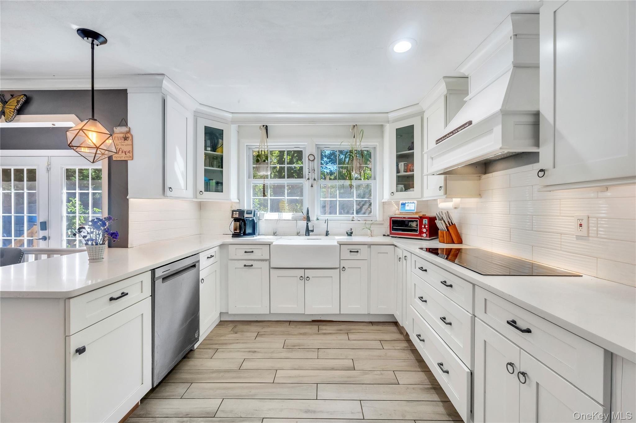 1199 Connetquot Avenue, Central Islip, NY 11722