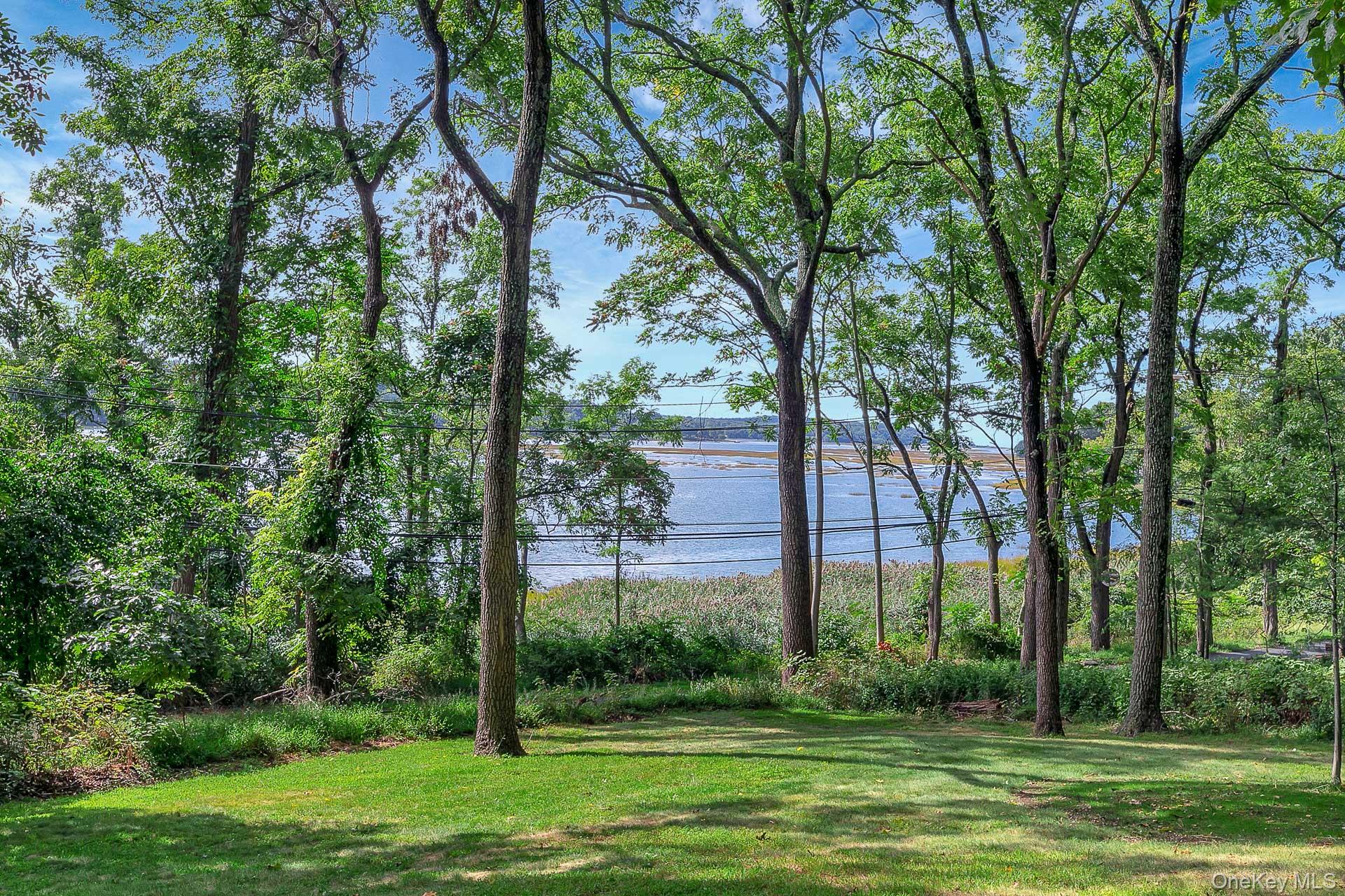 451 River Road, Nissequogue, NY 11780