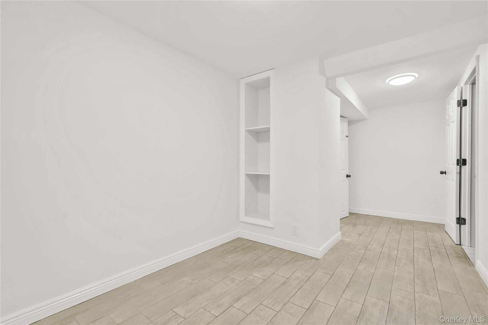 48-12 37 Street, Long Island City, NY 11101