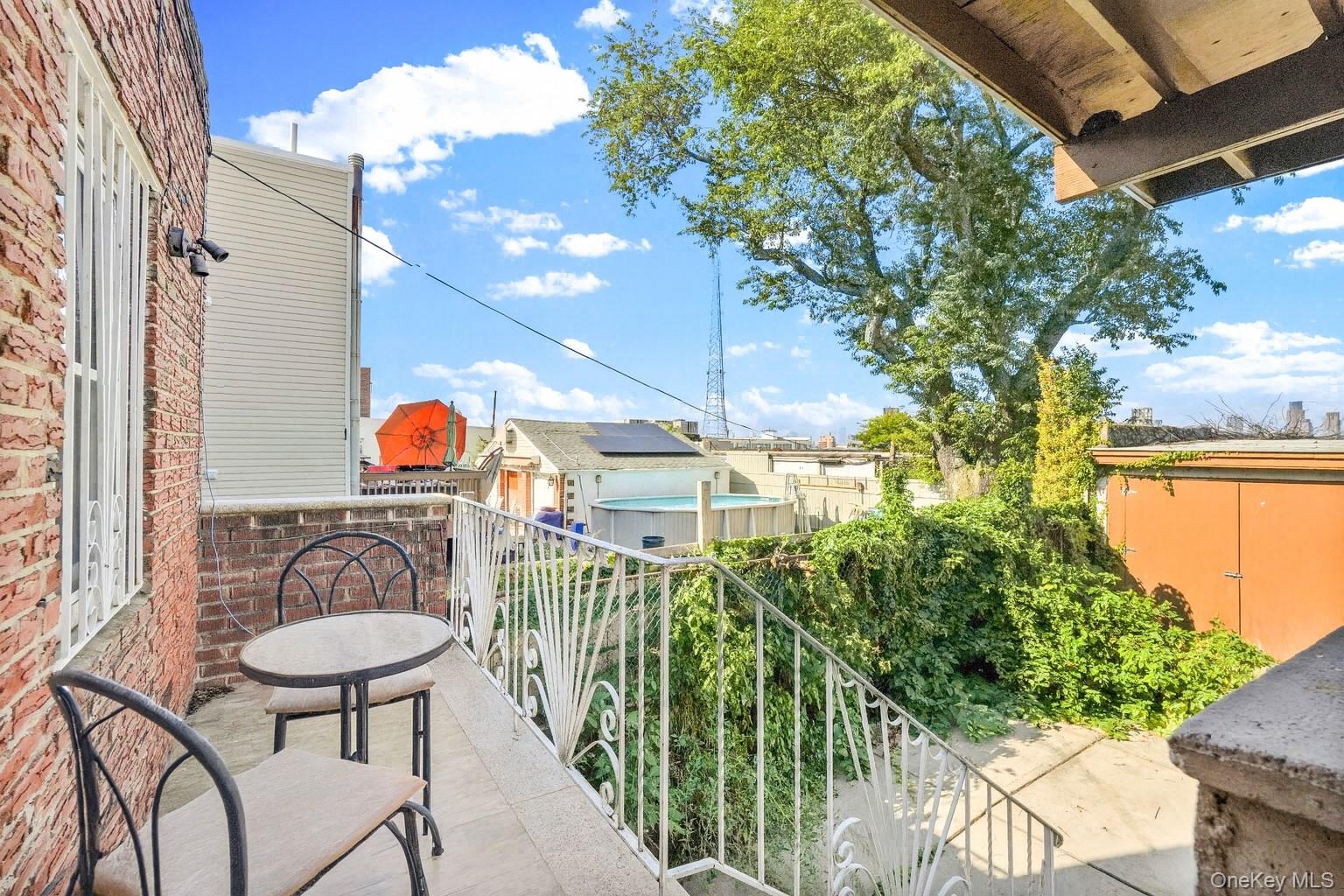 48-12 37 Street, Long Island City, NY 11101