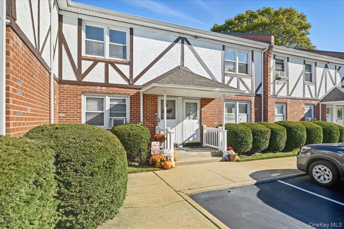 2066 Lakeview Road # B, Bellmore, NY 11710