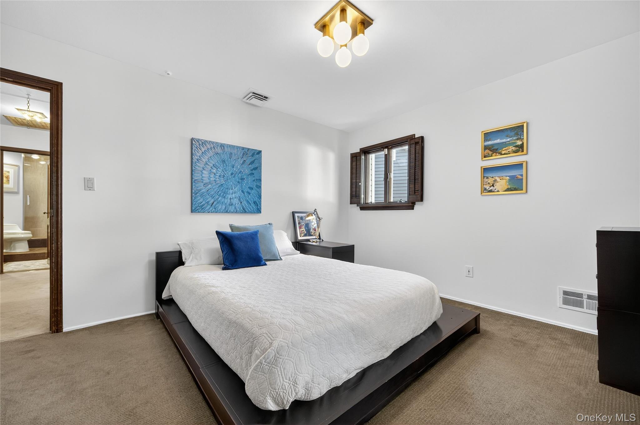 36 Fishermans Drive, Port Washington, NY 11050