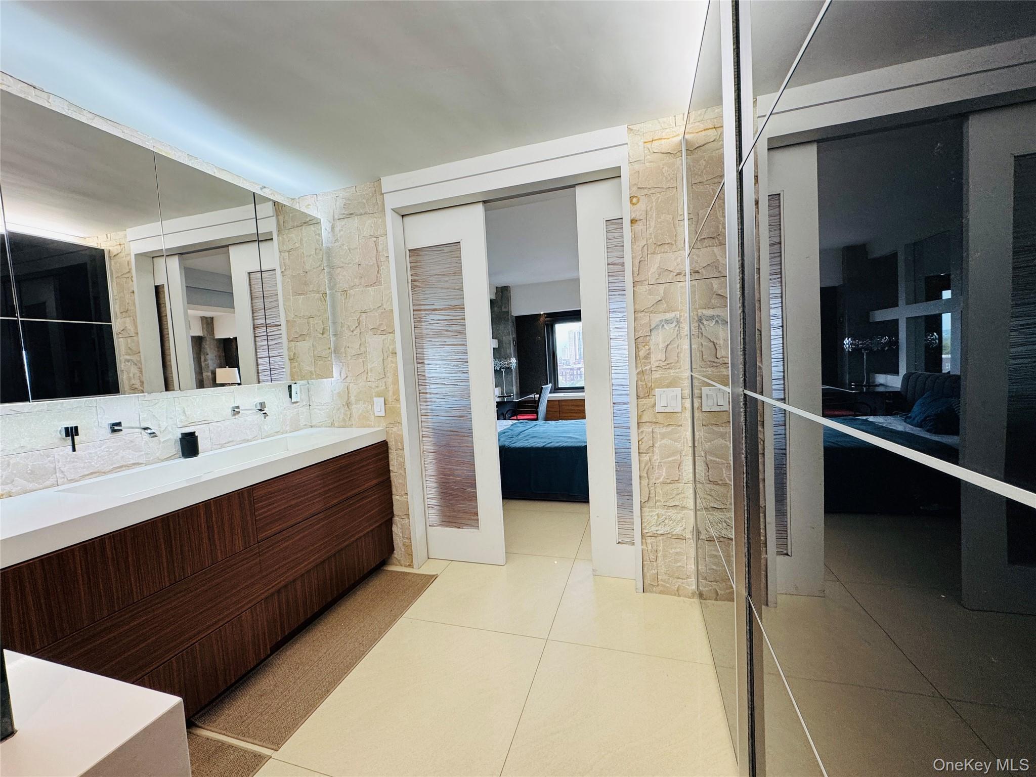 119-49 Union Turnpike # 10A, Forest Hills, NY 11375