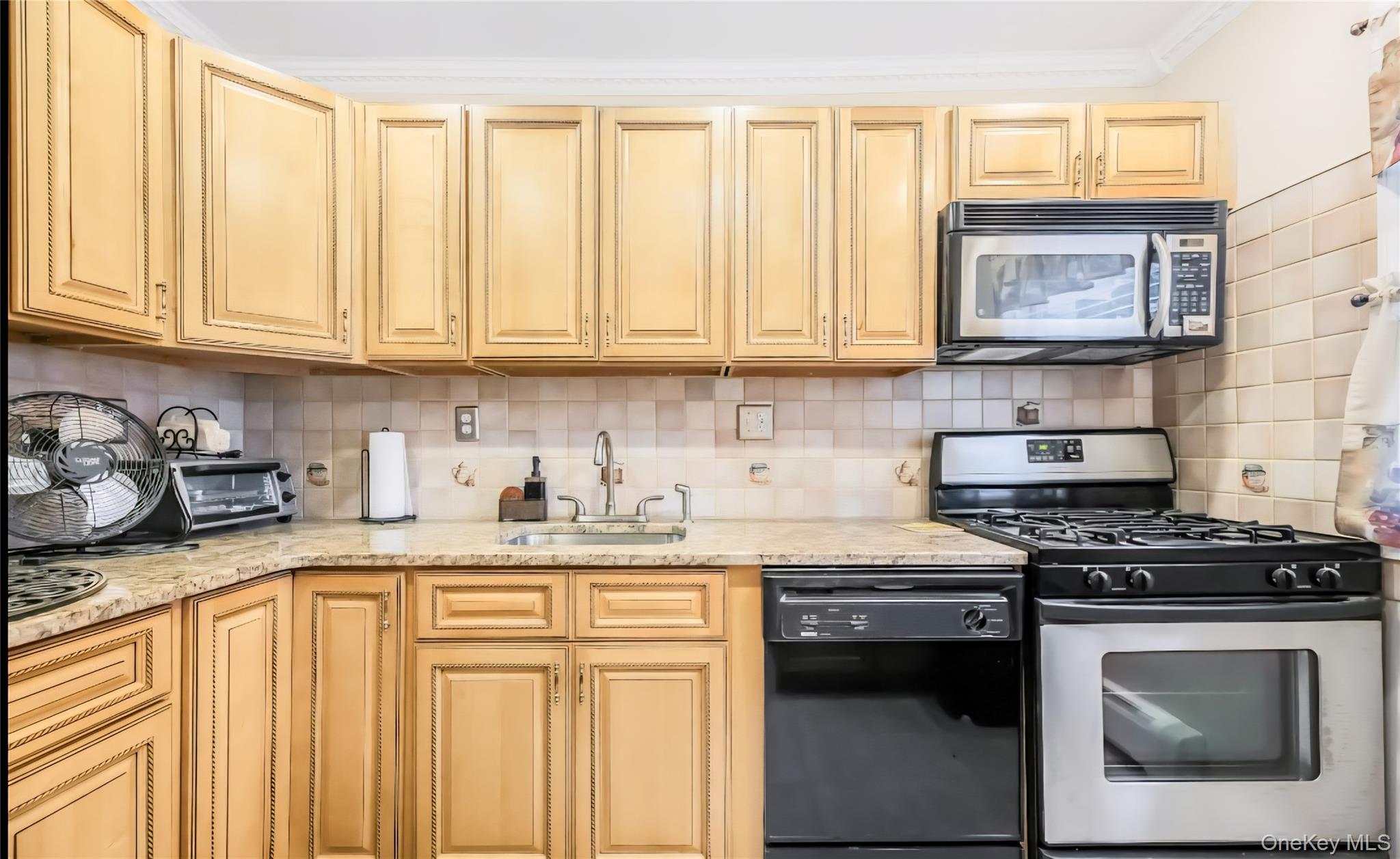 14 Fieldstone Drive # 340, Hartsdale, NY 10530