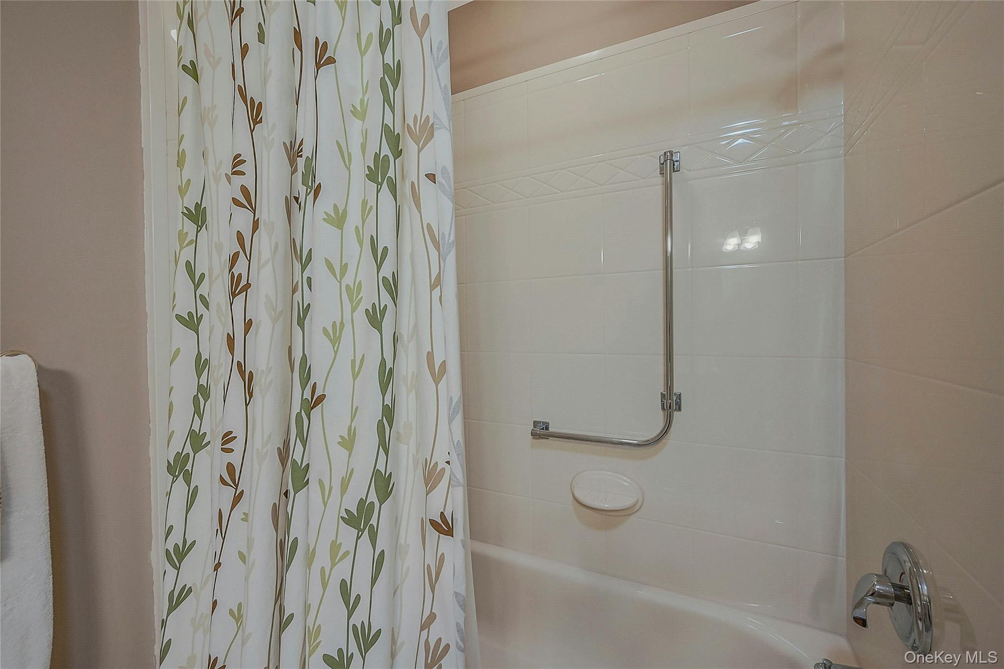 4 C Guilford Court # 4 C, Ridge, NY 11961