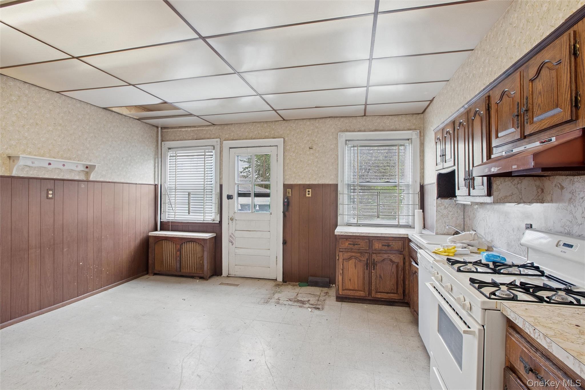 1531 E 37th Street, Brooklyn, NY 11234