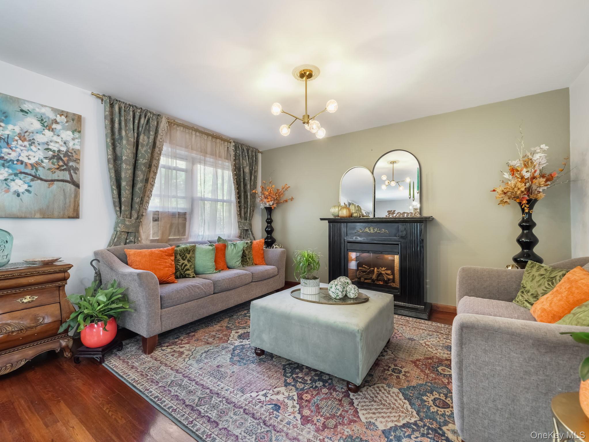 79 N Pascack Road, Nanuet, NY 10954