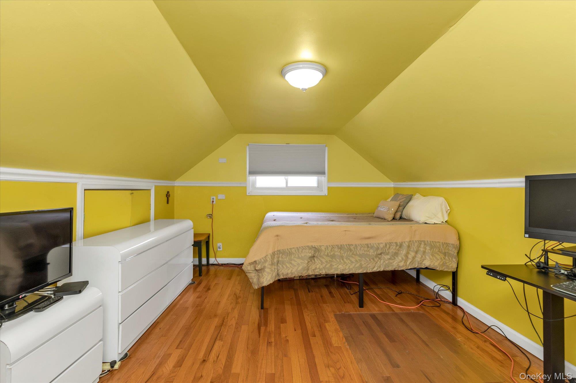 5 Wilfred Boulevard, Hicksville, NY 11801