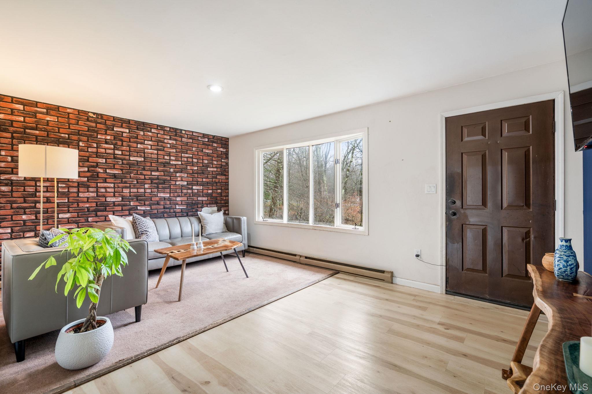 178 Bowers Road, Hurleyville, NY 12747