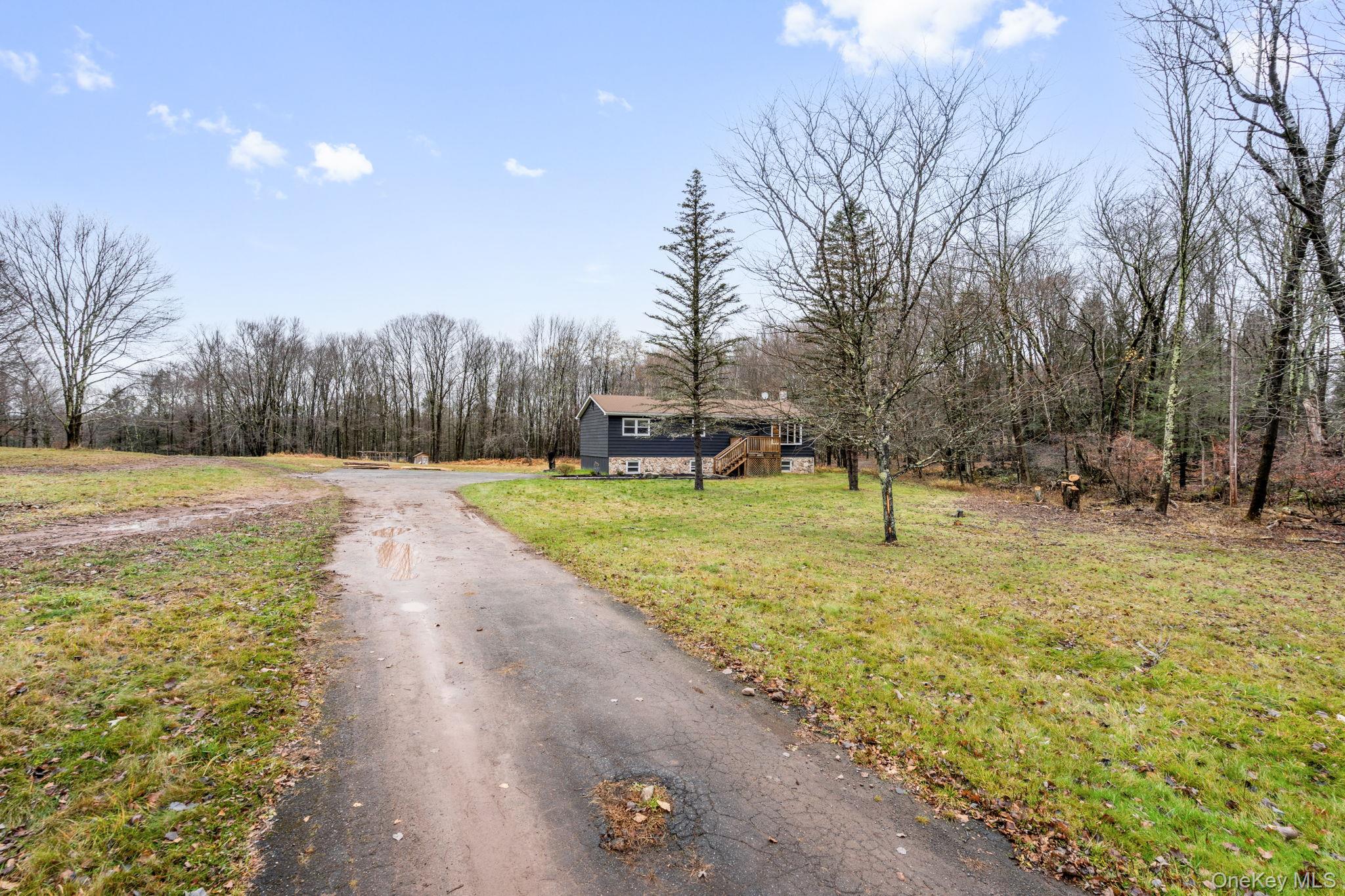 178 Bowers Road, Hurleyville, NY 12747