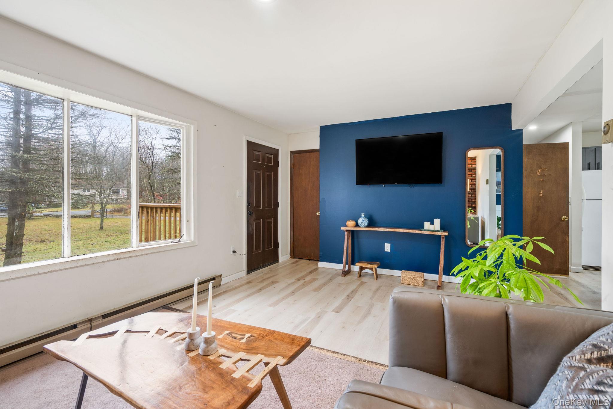 178 Bowers Road, Hurleyville, NY 12747