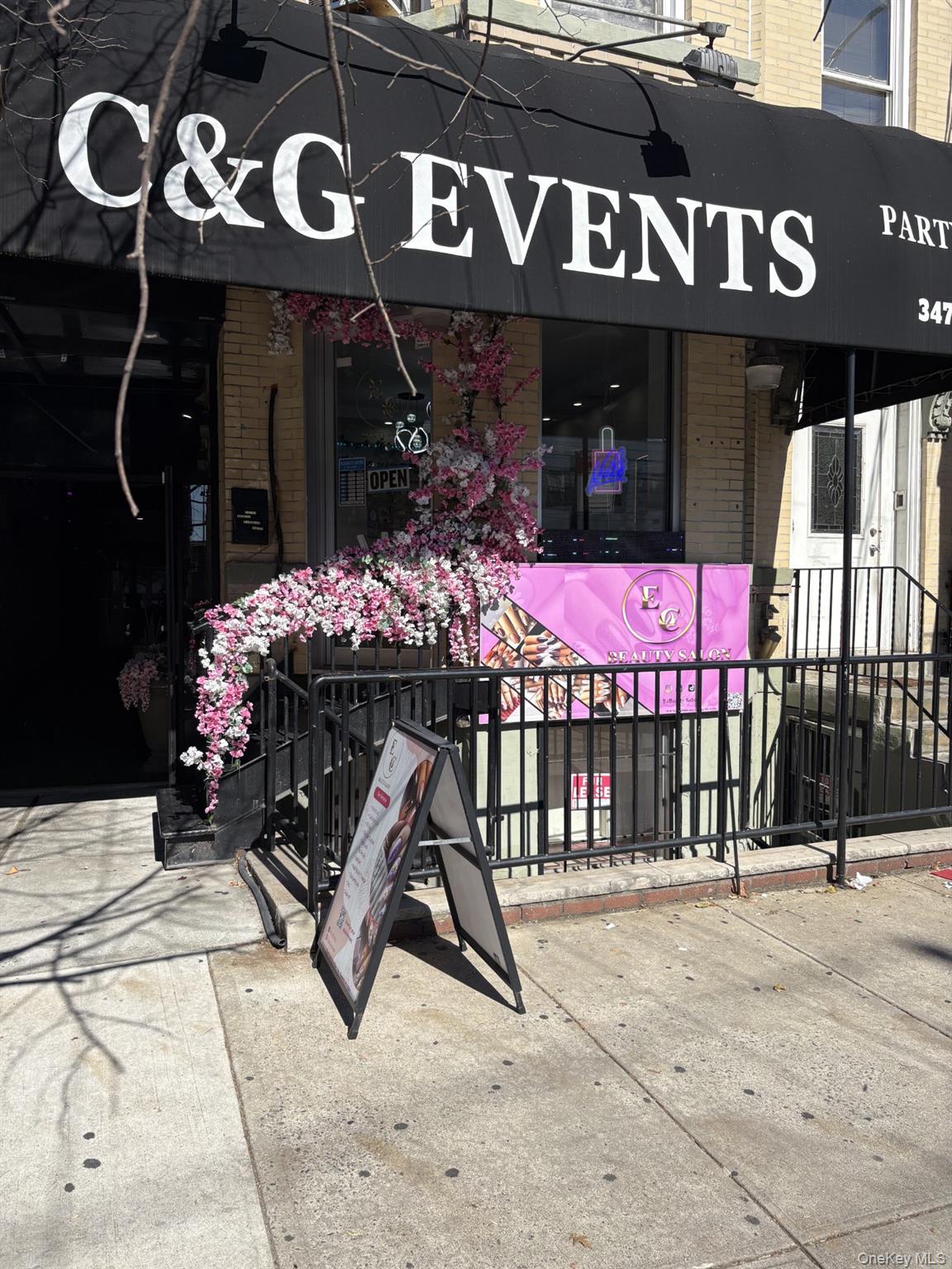 75-47 Metropolitan Avenue # LB, Middle Village, NY 11379