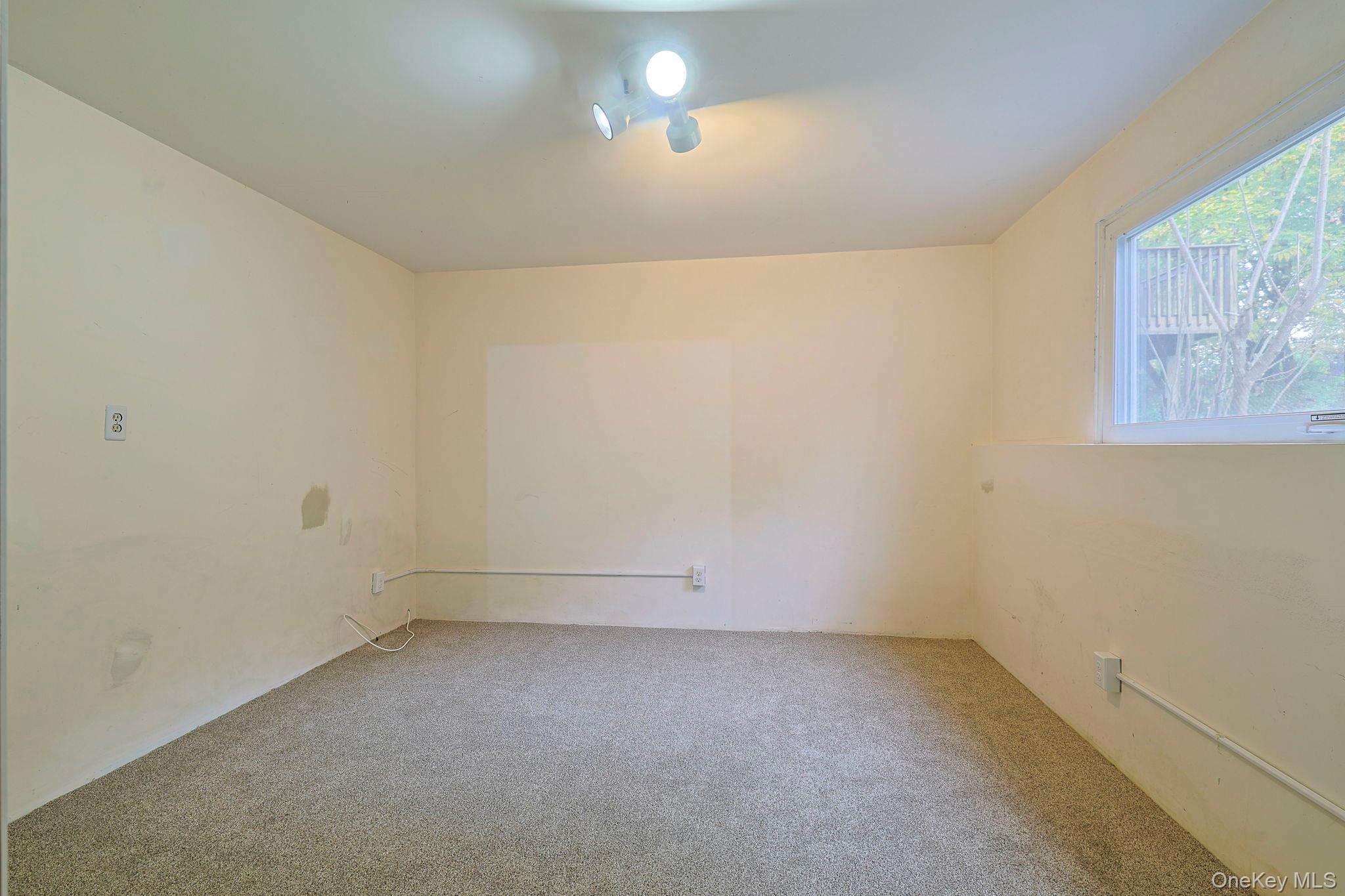 3 Hamlet Court, Wappingers Falls, NY 12590