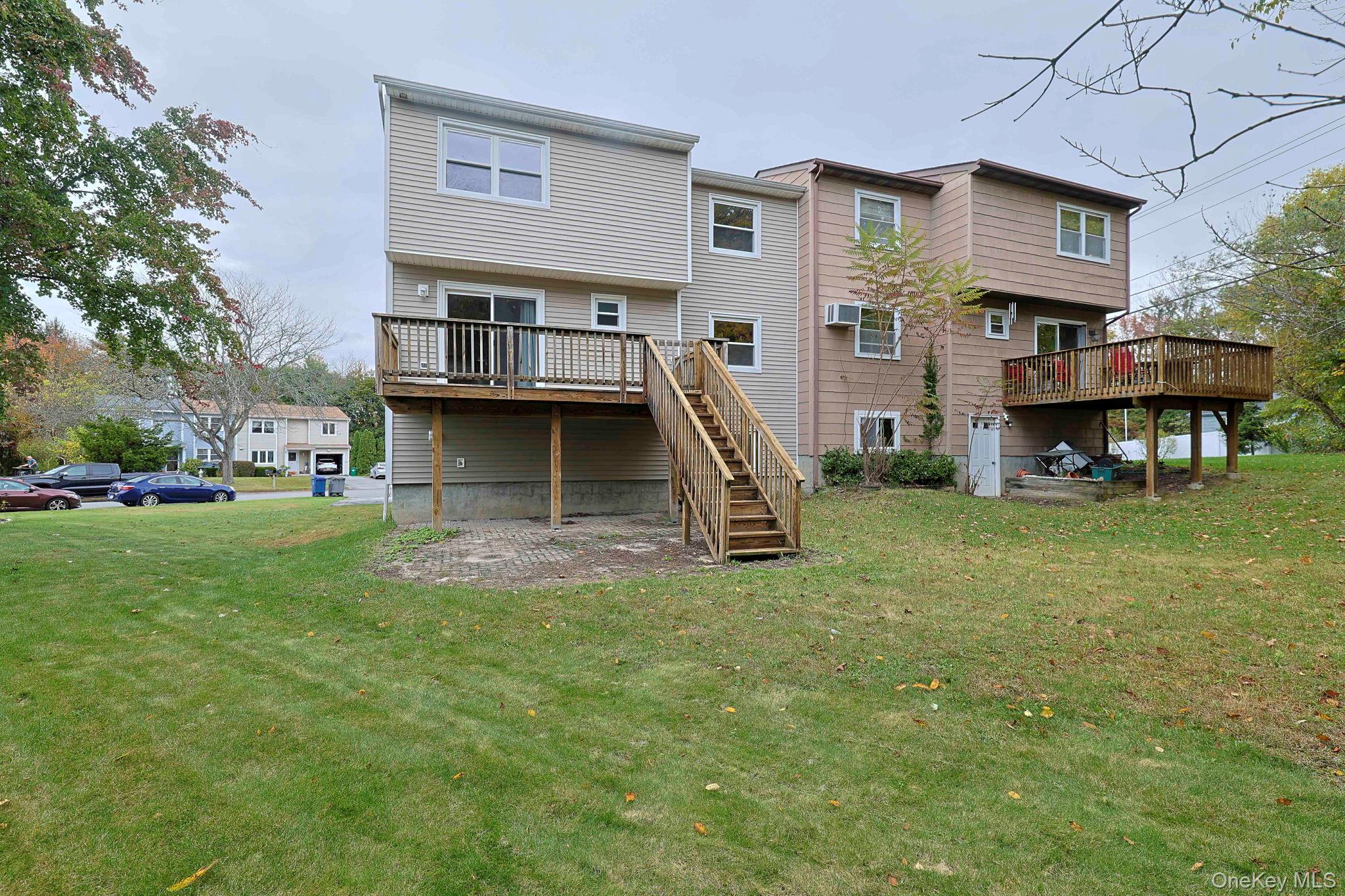 3 Hamlet Court, Wappingers Falls, NY 12590