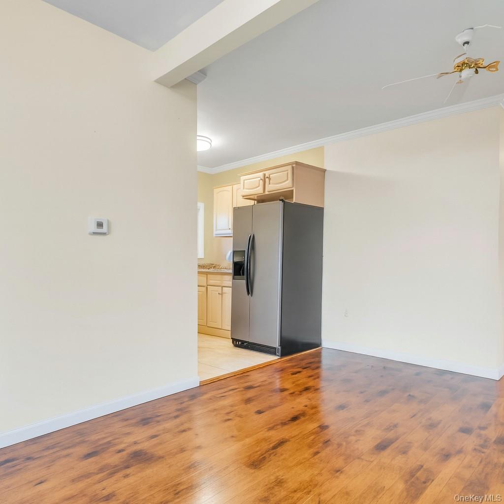 6 Franklin Avenue, Bayville, NY 11709