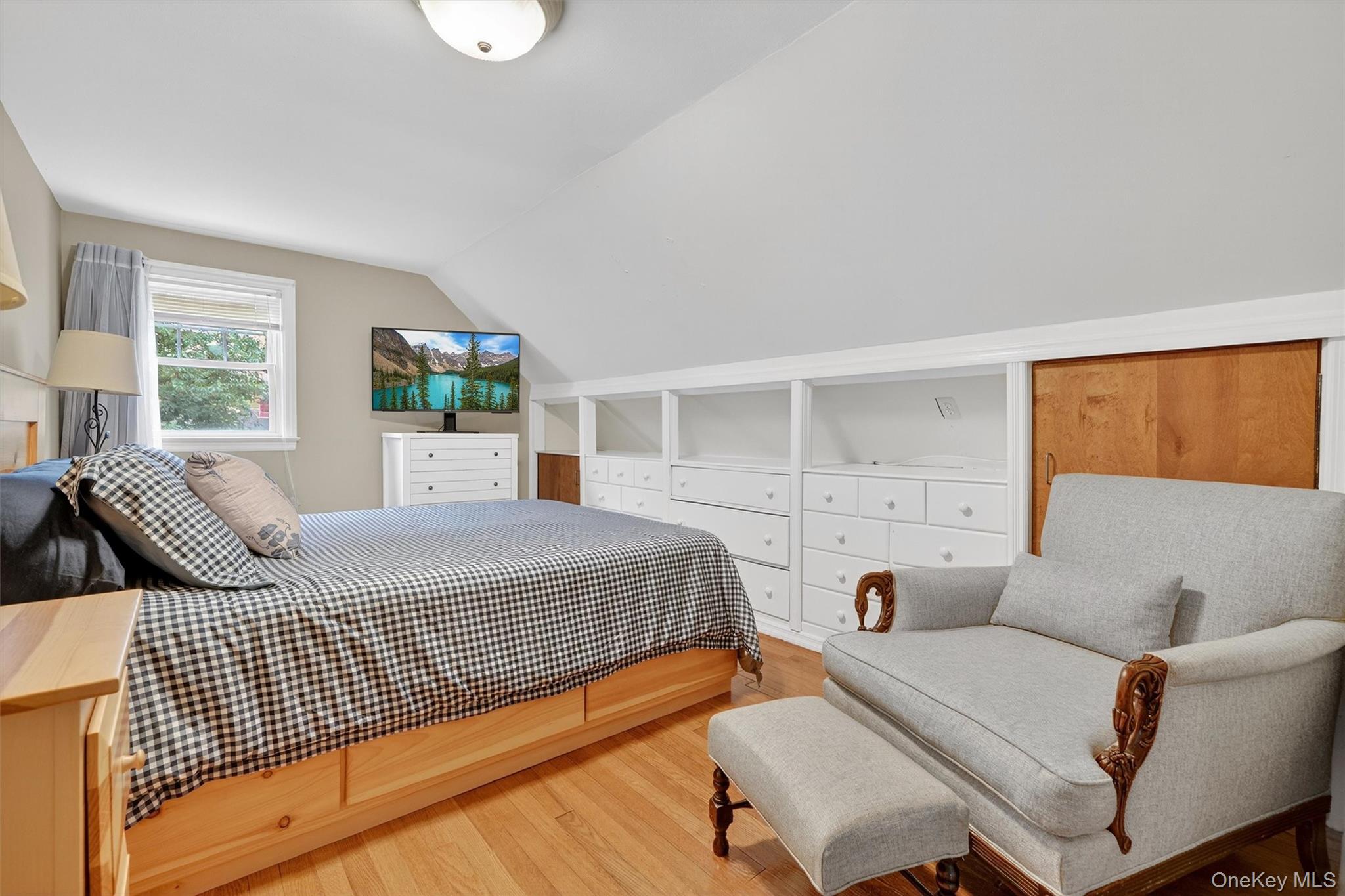 11 Oak Road, New City, NY 10956