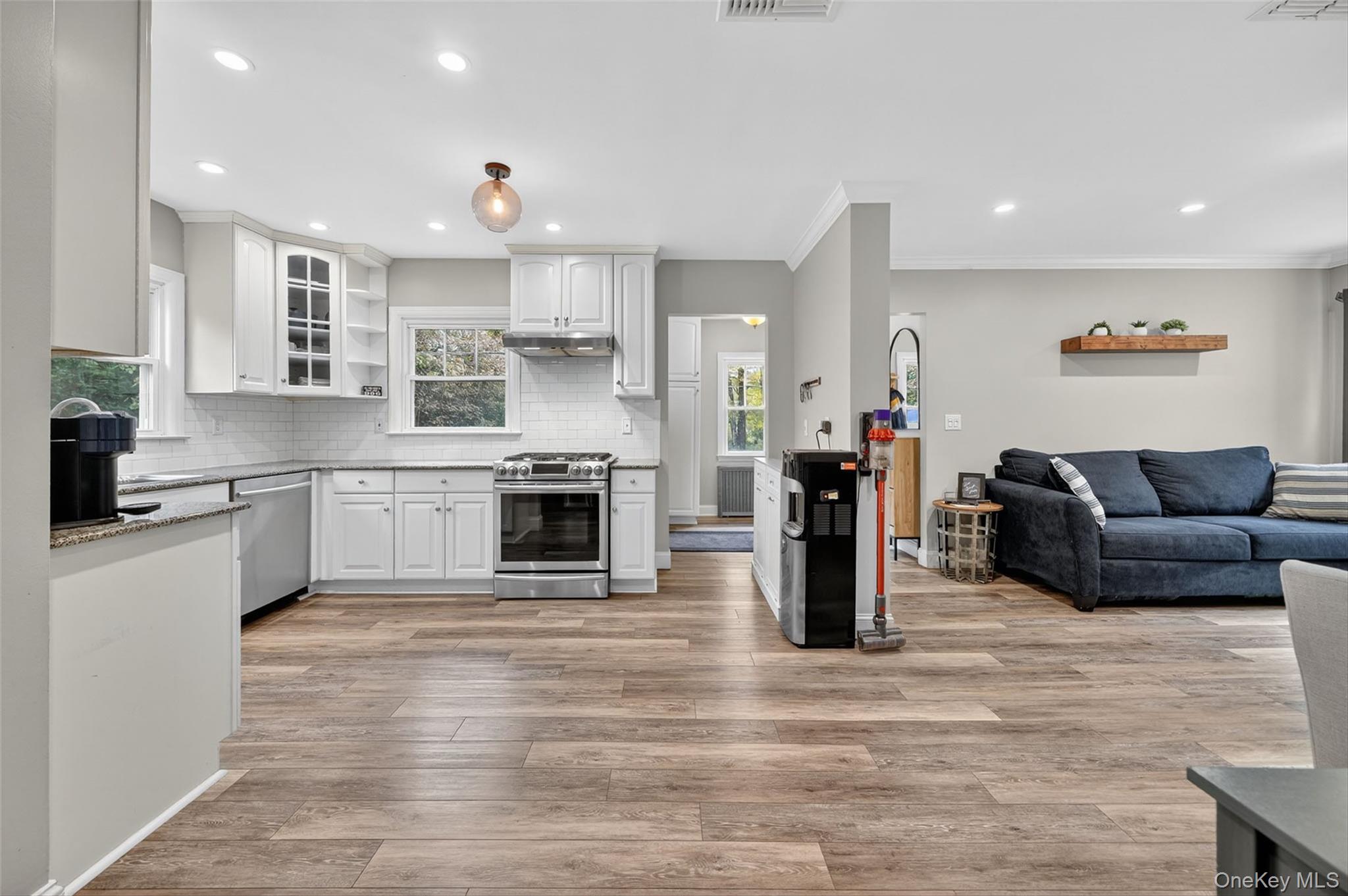 11 Oak Road, New City, NY 10956