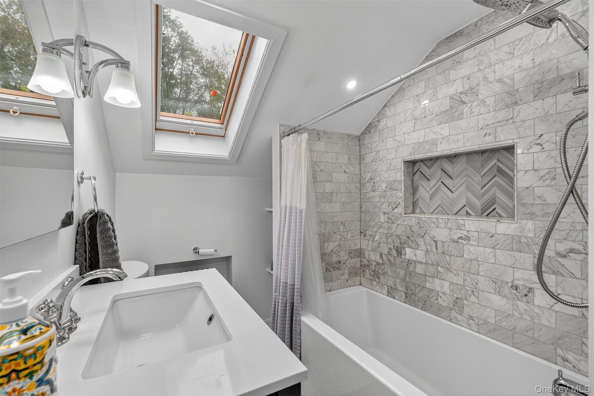 11 Oak Road, New City, NY 10956