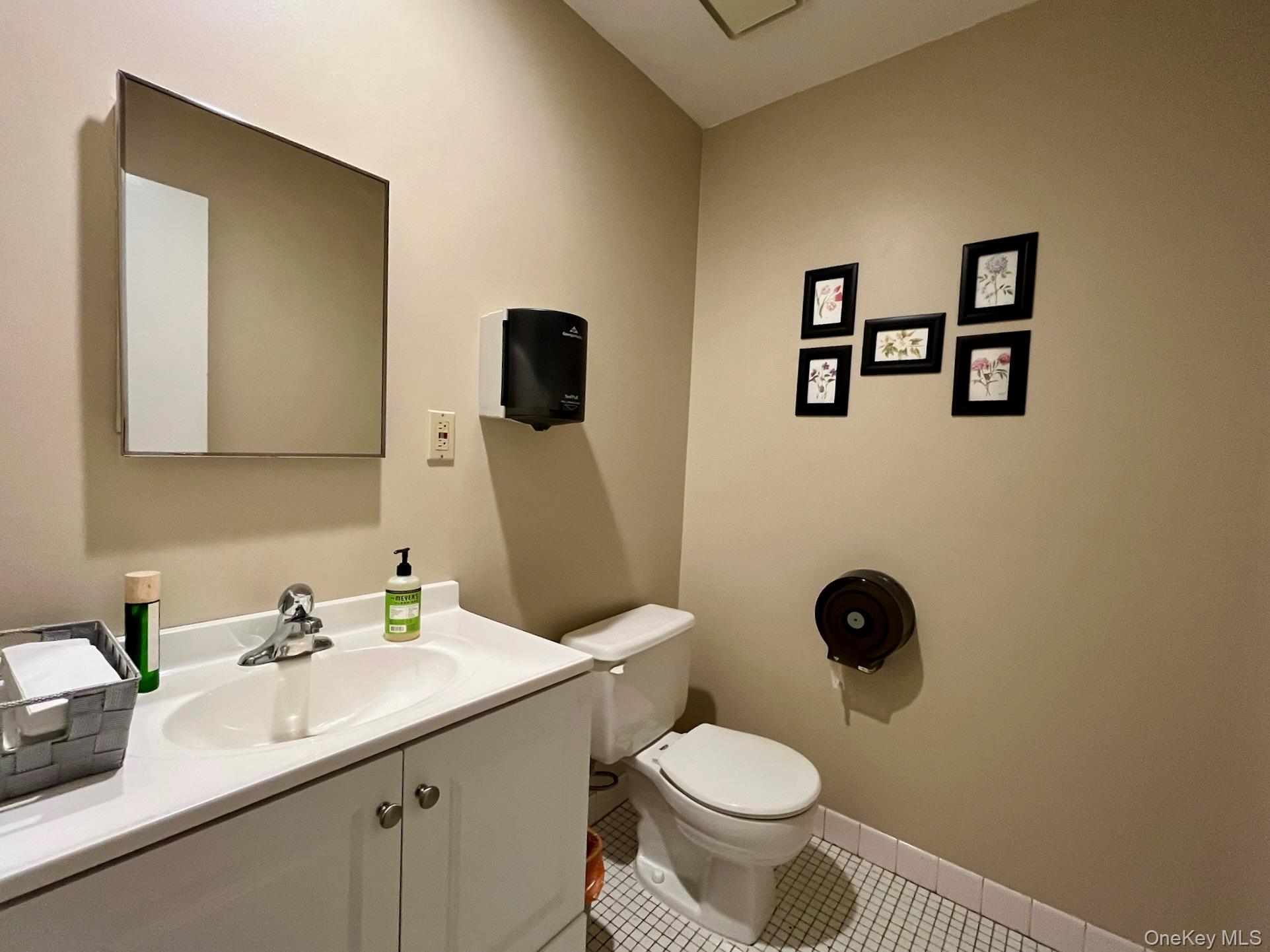 1 Homestead Vil Drive # 2, Warwick, NY 10990