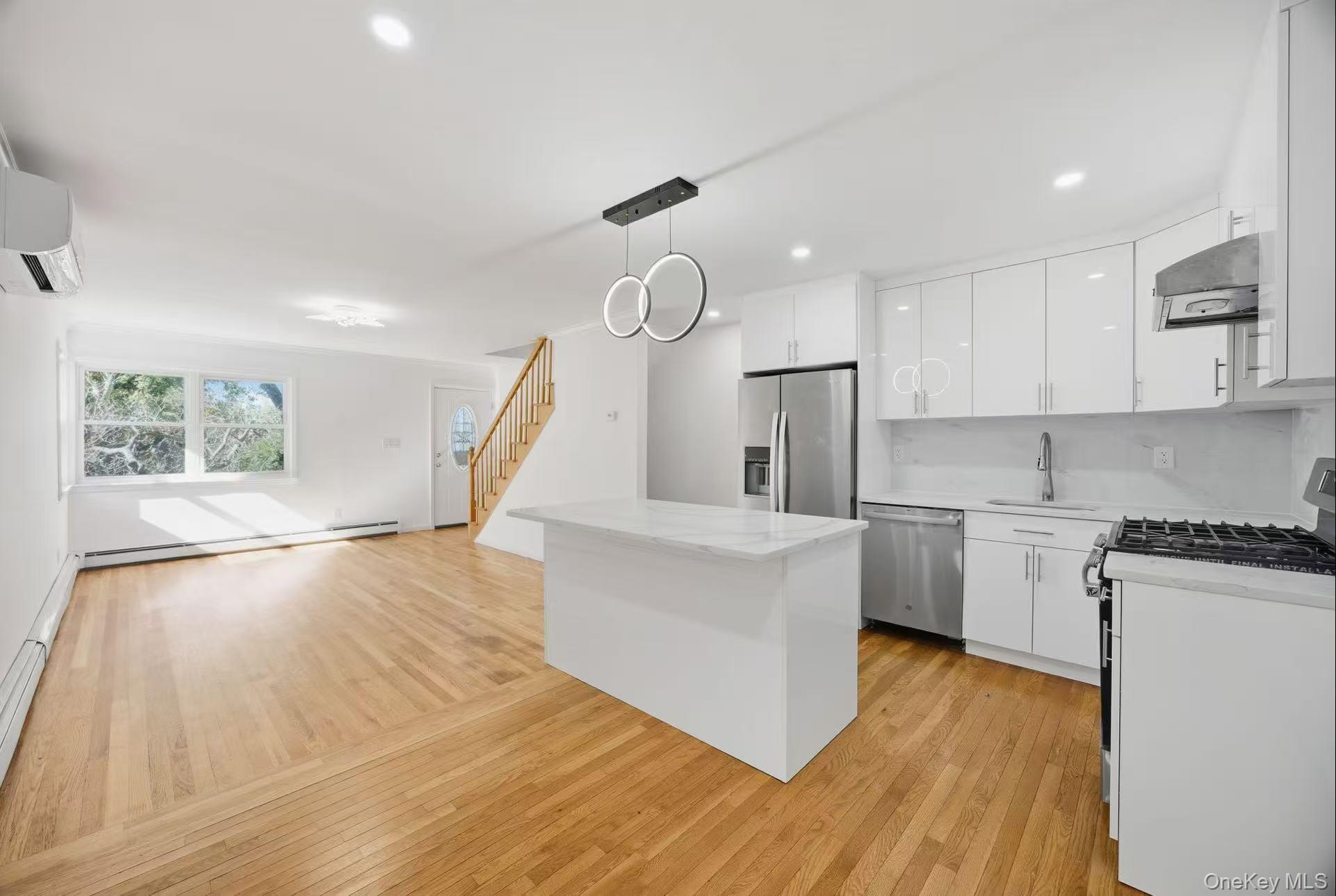 6739 197th Street, Fresh Meadows, NY 11365