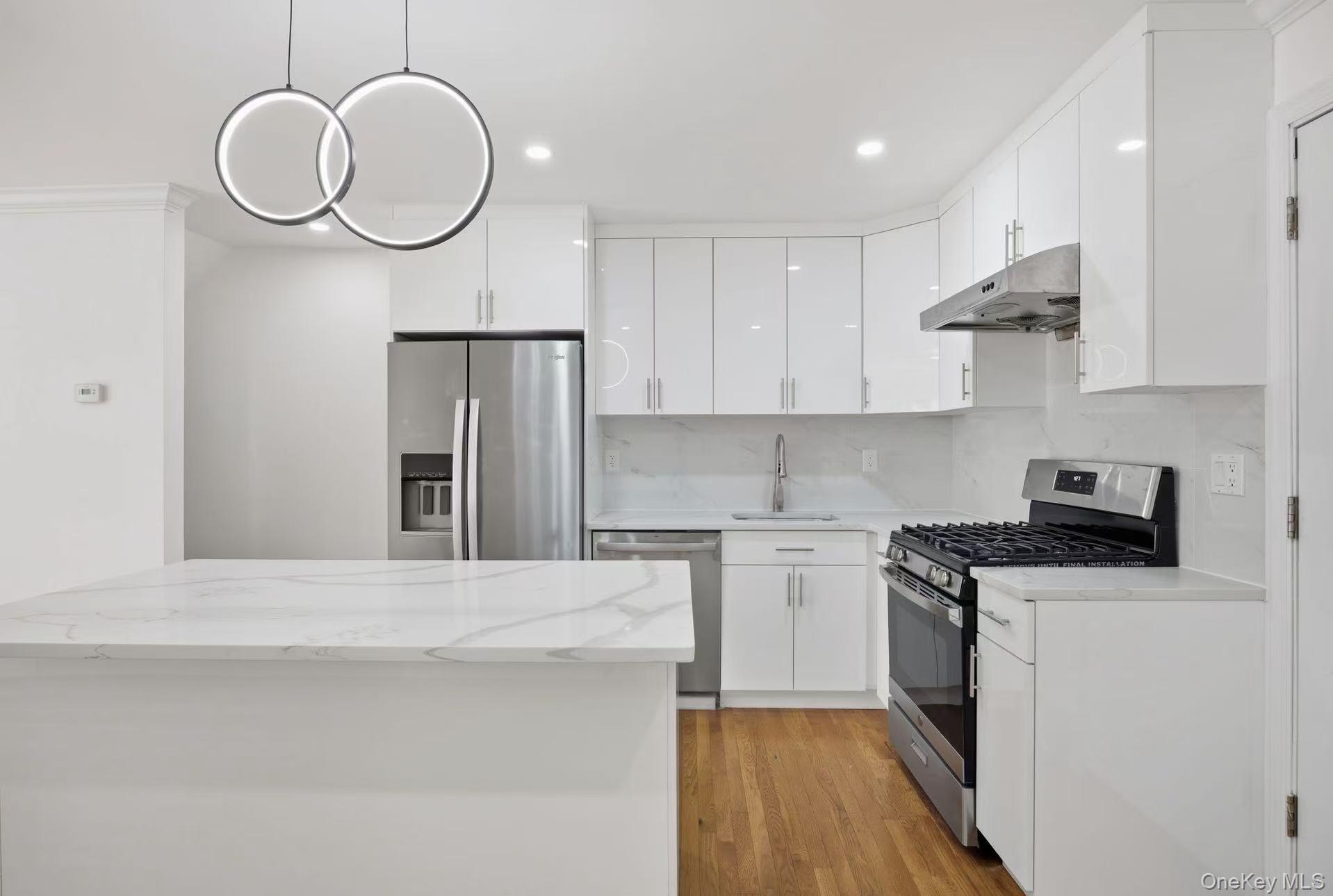 6739 197th Street, Fresh Meadows, NY 11365