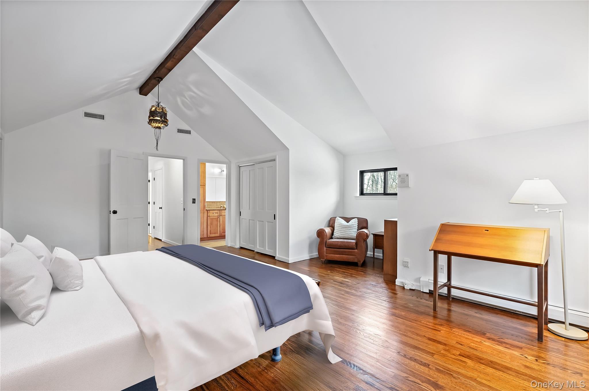 37 Fox Den Road, Mount Kisco, NY 10549