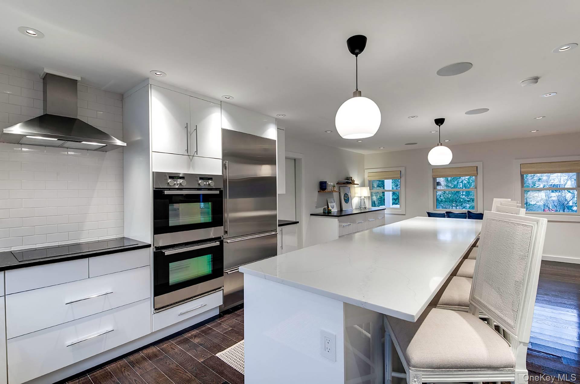 450 Water Mill Towd Road, Southampton, NY 11968