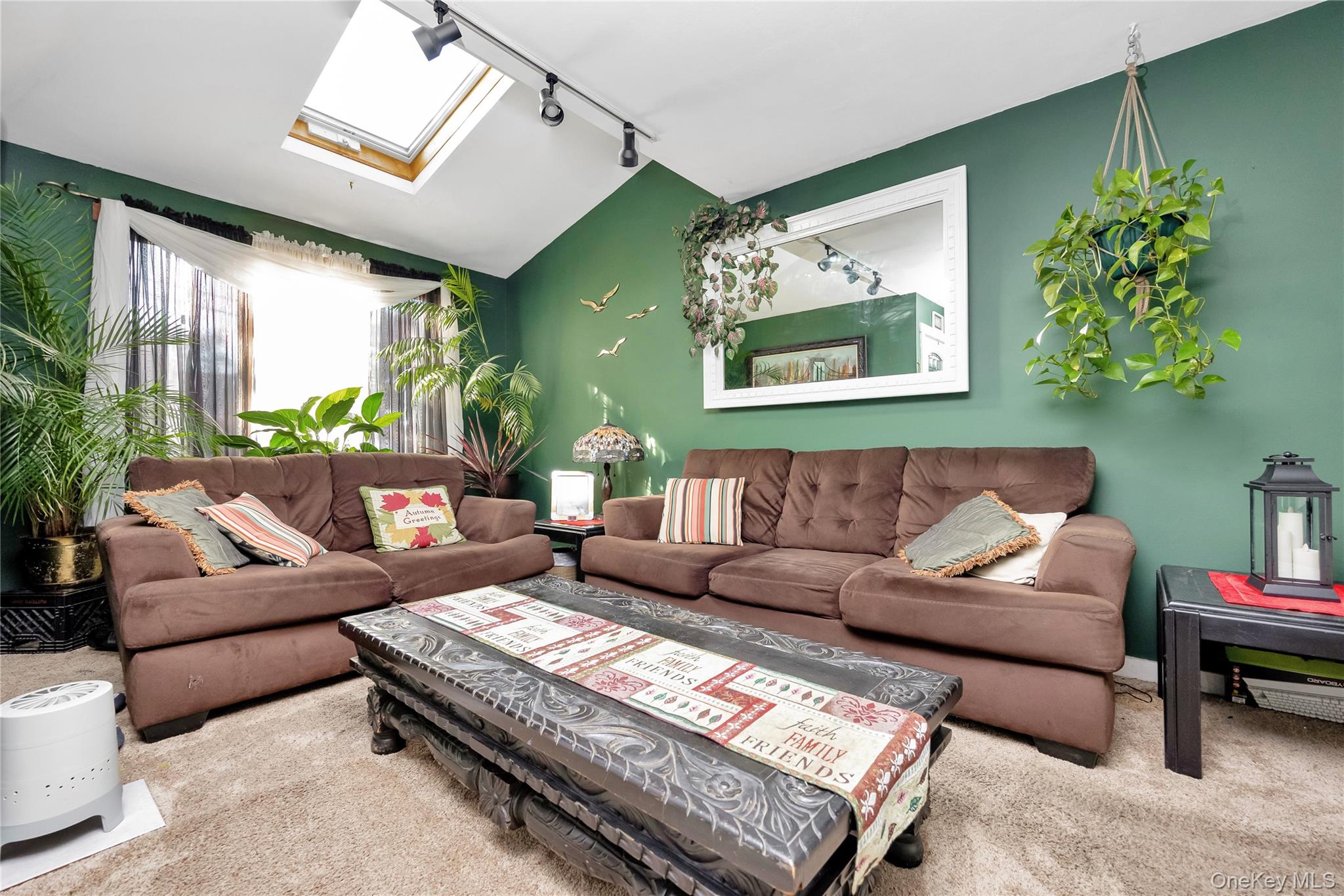 1558 9th Street, West Babylon, NY 11704