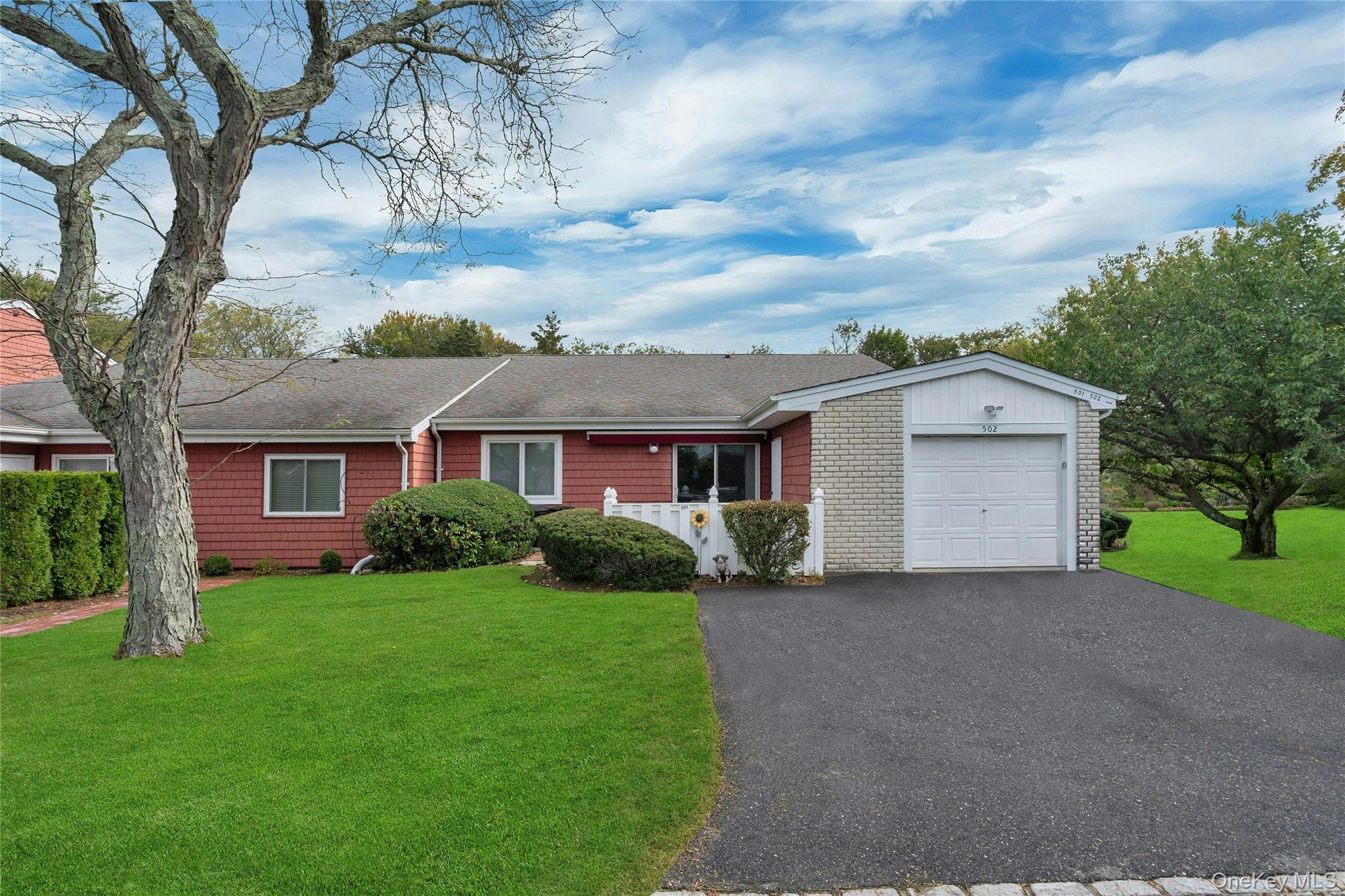 501 Drew Drive, Saint James, NY 11780