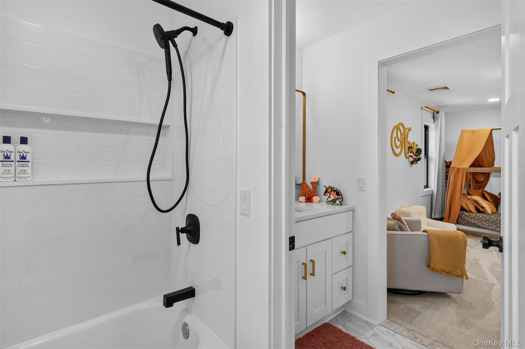 6 Misty Ridge Road, Gardiner, NY 12525