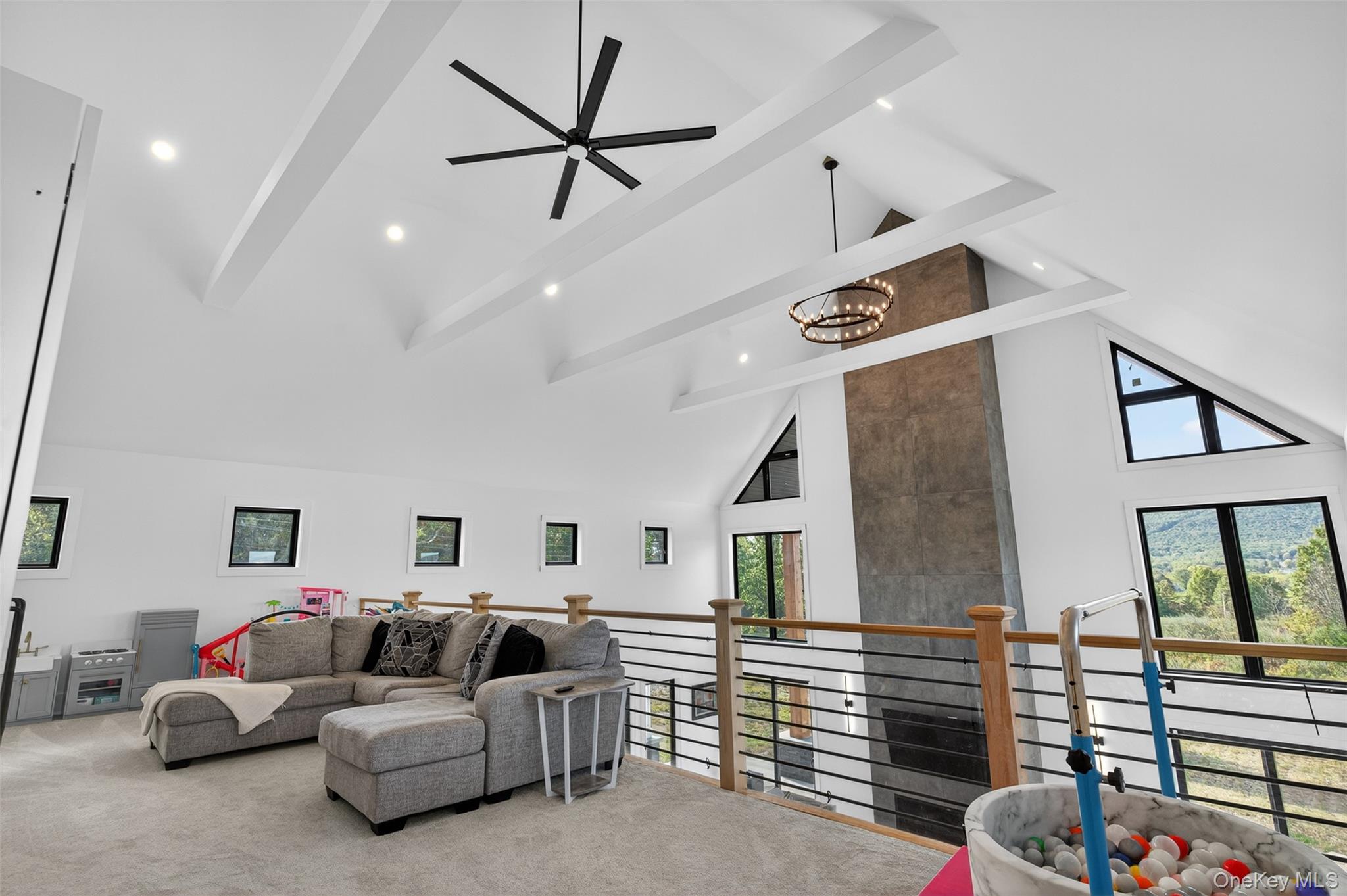 6 Misty Ridge Road, Gardiner, NY 12525