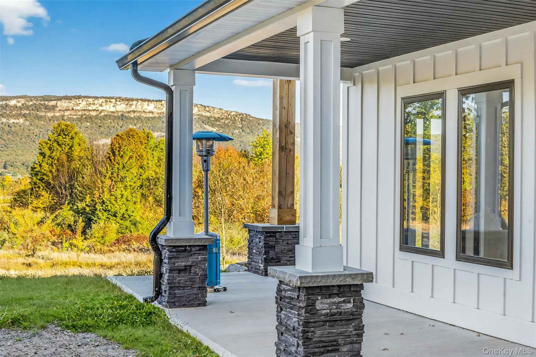 6 Misty Ridge Road, Gardiner, NY 12525