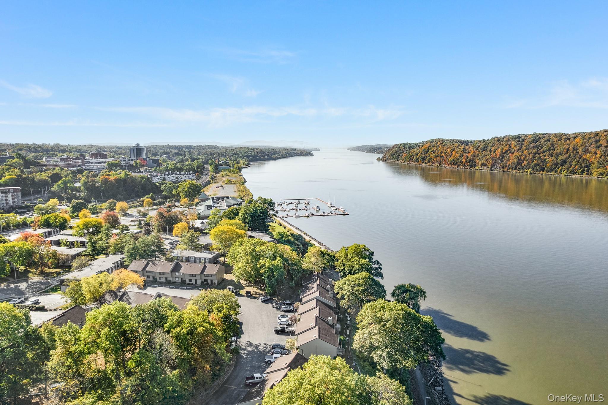 37 Hudson Heights Drive, Poughkeepsie, NY 12601